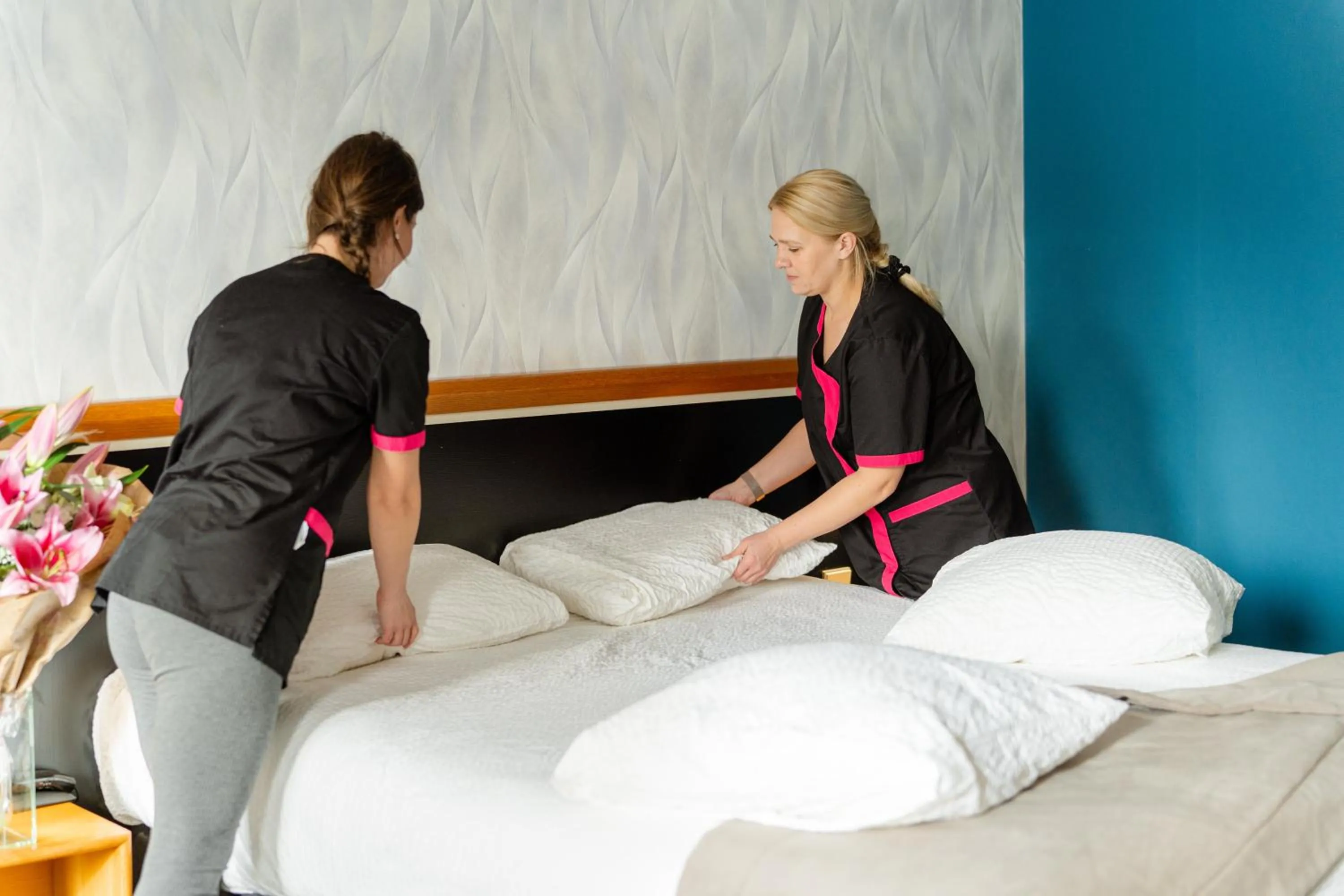 Bed in Domaine de la Forêt d'Orient, Logis Hôtel, Restaurant, Spa et Golf