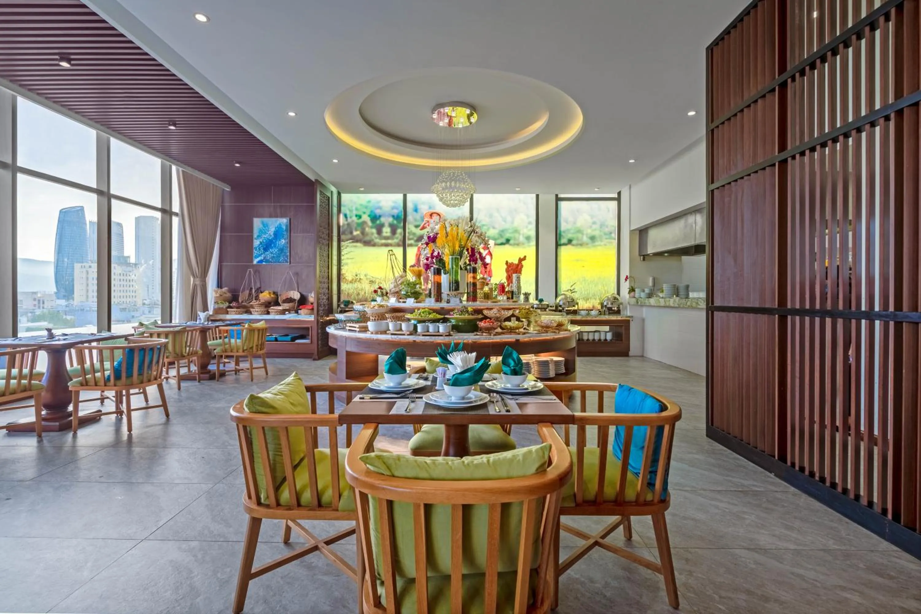 Restaurant/places to eat in G8 Luxury Hotel and Spa Da Nang