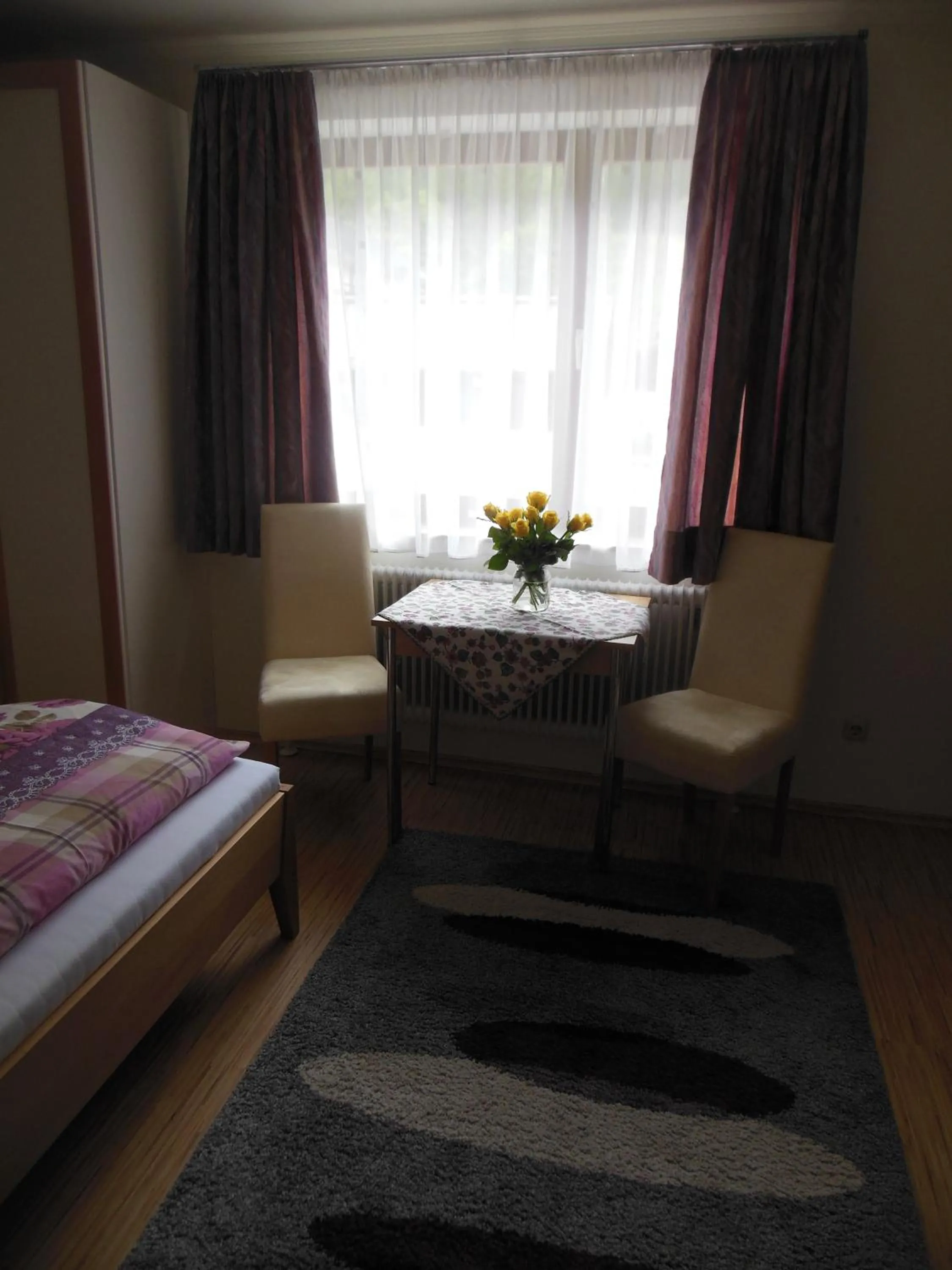 Day, Bed in Ferienhaus Moser