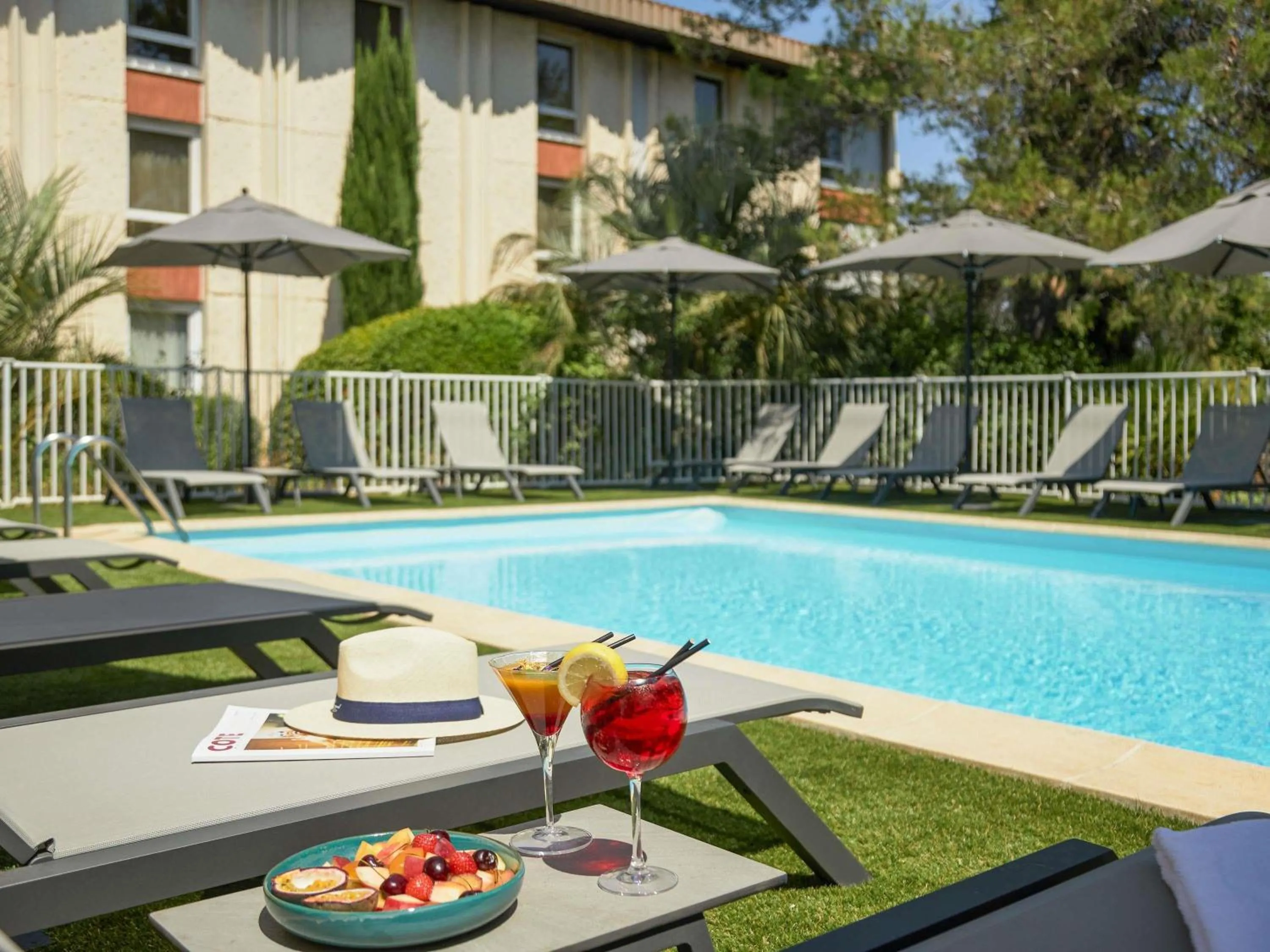 Pool view in Mercure Aix en Provence Beaumanoir