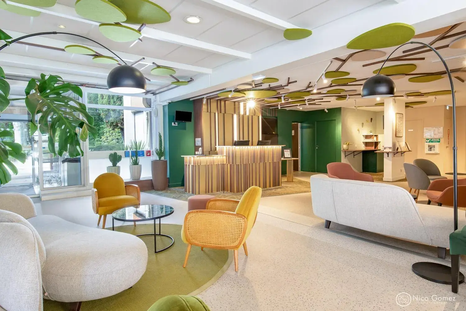 Property building in Mercure Aix en Provence Beaumanoir Property building in Mercure Aix en Provence Beaumanoir