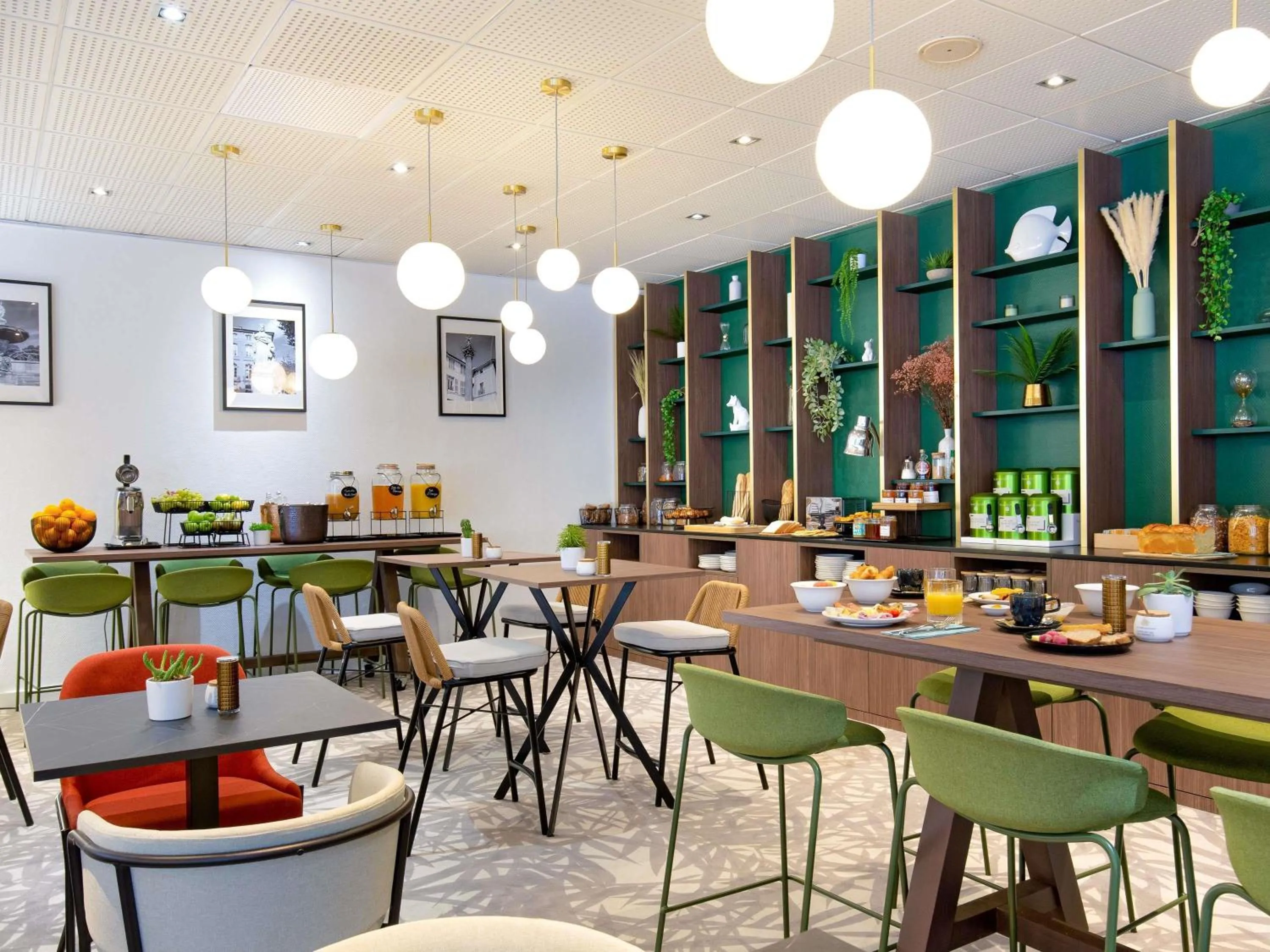 Breakfast in Mercure Aix en Provence Beaumanoir