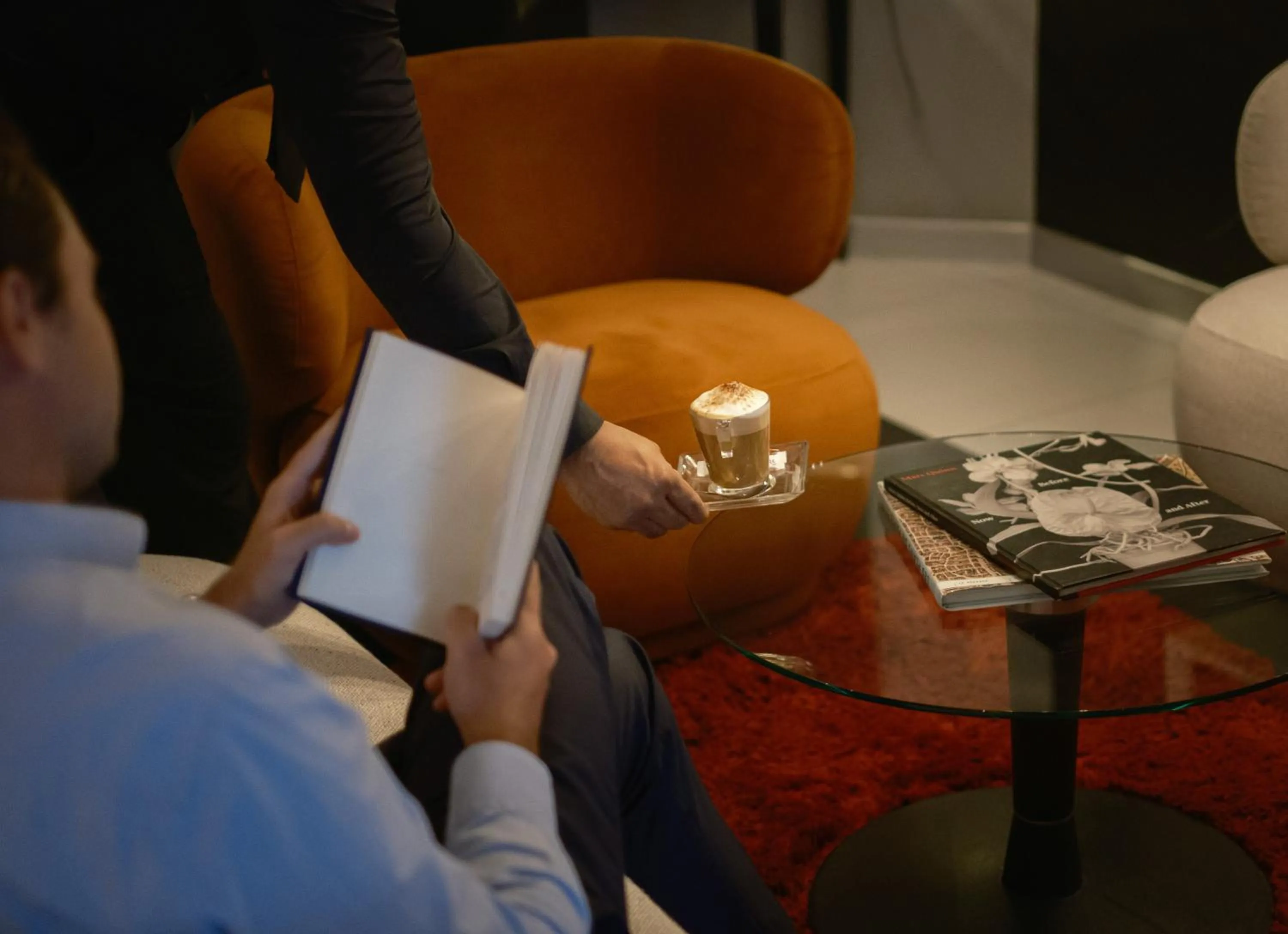 Property building in L'Empire Paris - Louvre