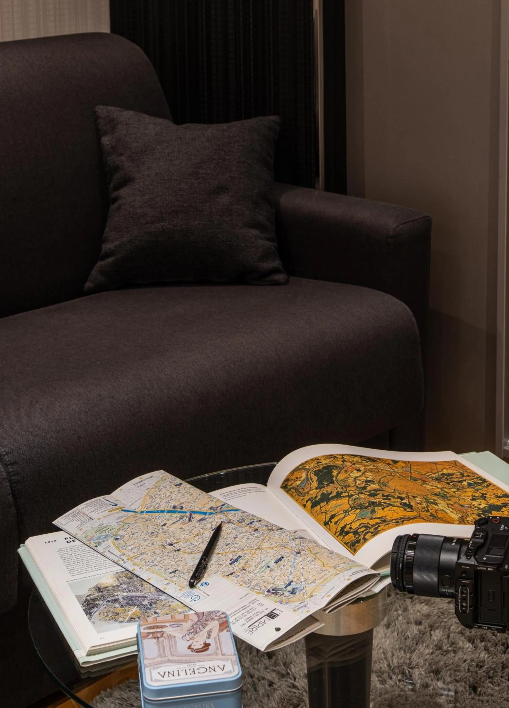 Bedroom in L'Empire Paris - Louvre