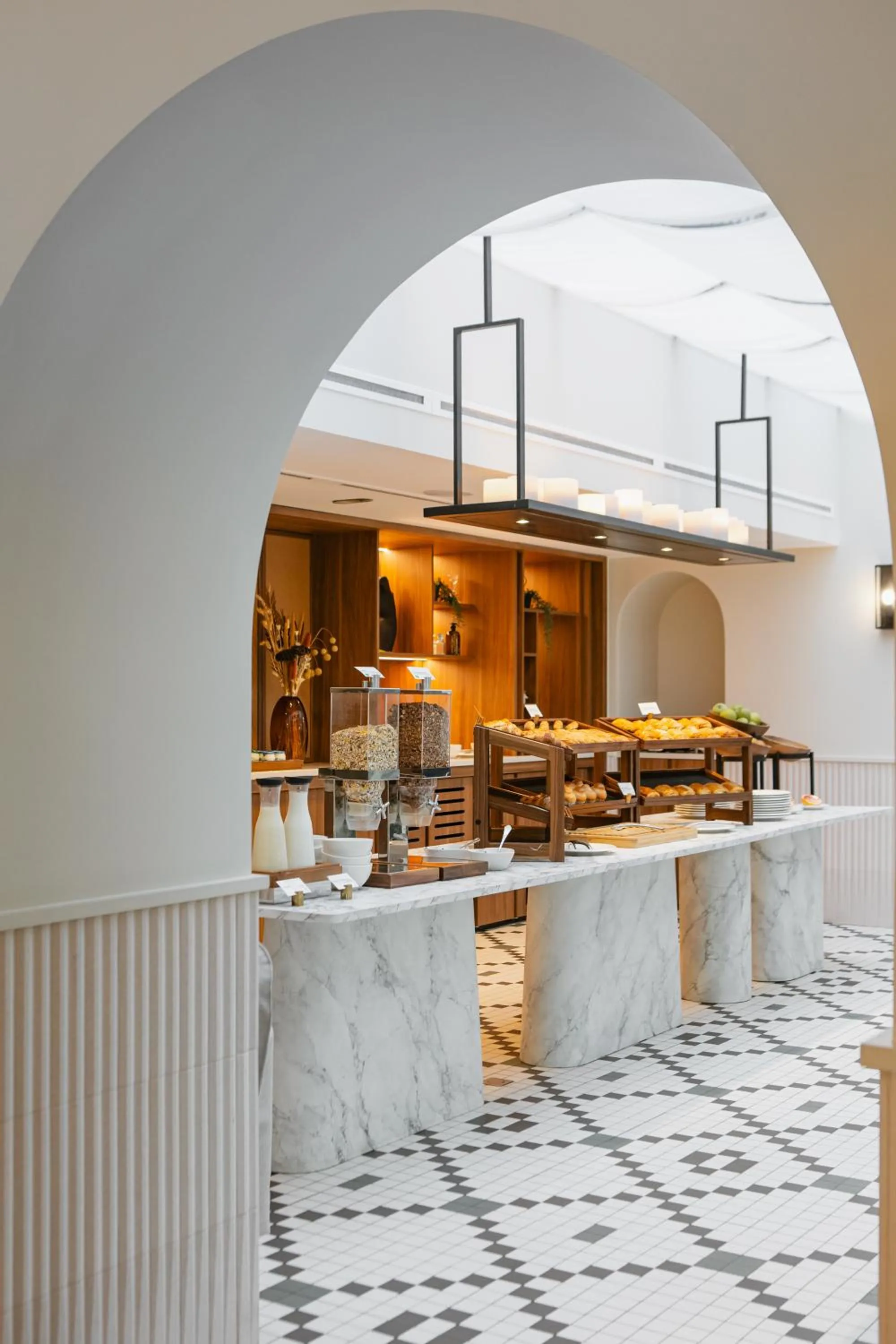 Breakfast in Hotel Grand Coeur Latin
