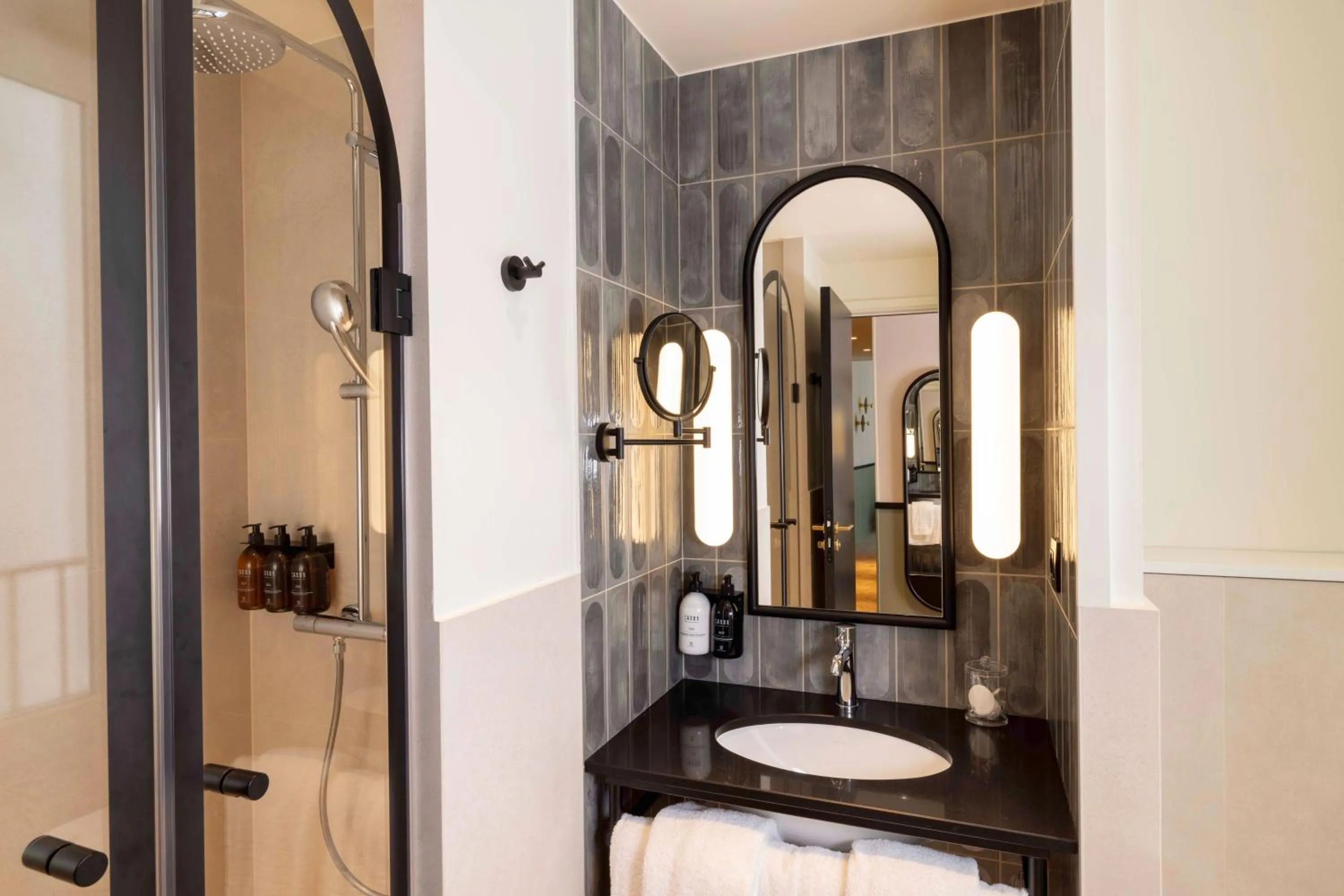 Hotel Grand Coeur Latin