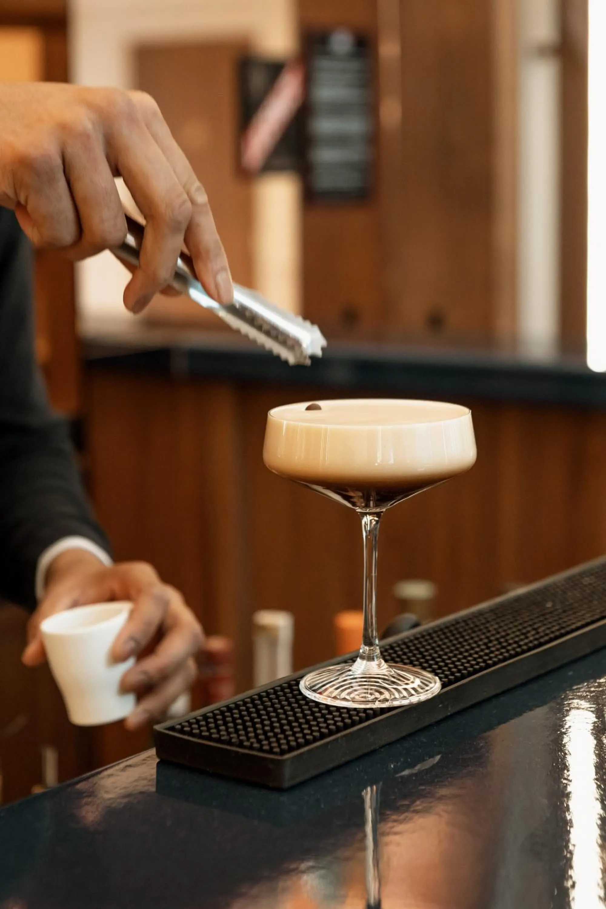 Lounge or bar in Hotel Grand Coeur Latin