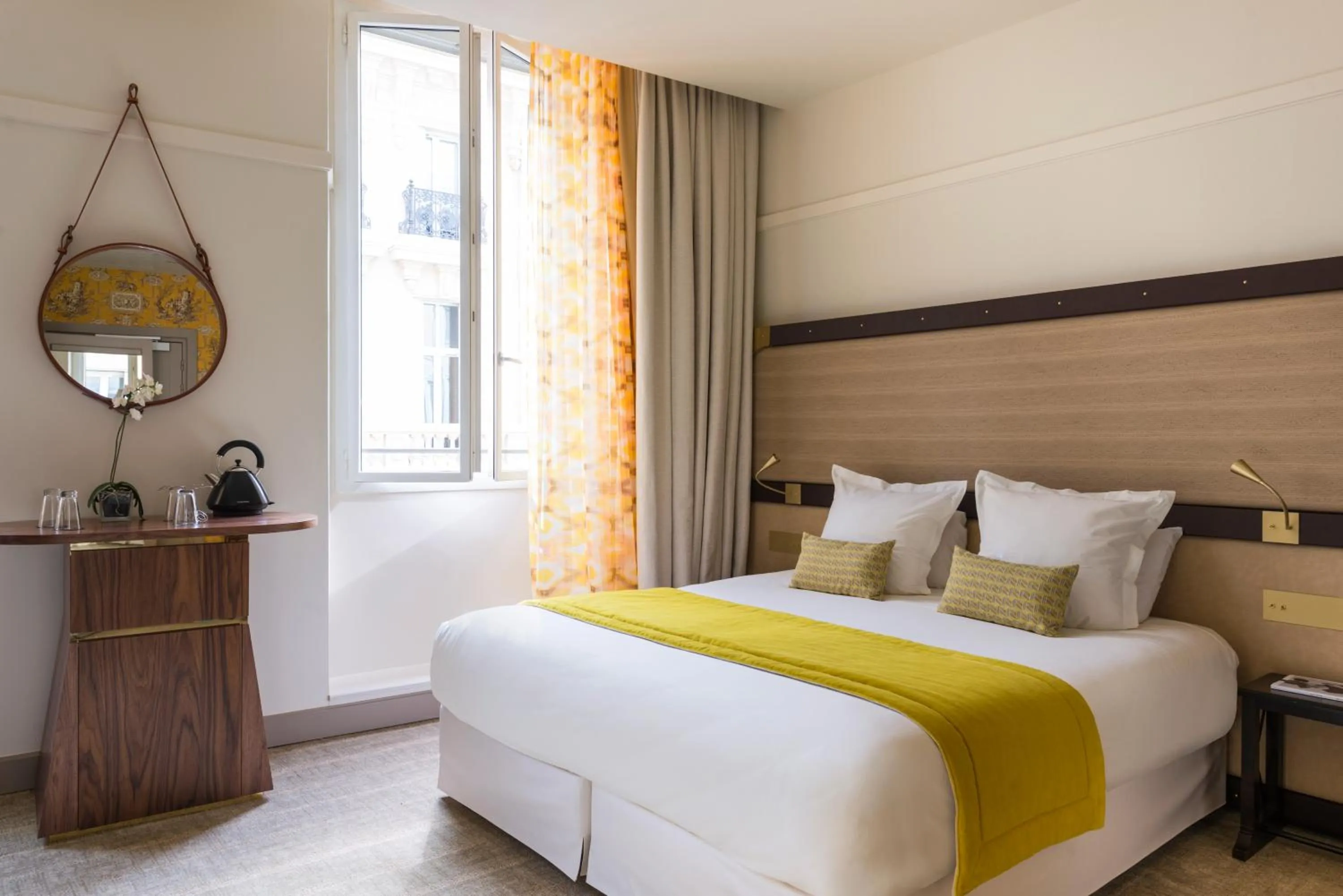 Bed in Grand Hotel Beauvau Marseille Vieux-Port - MGallery Collection