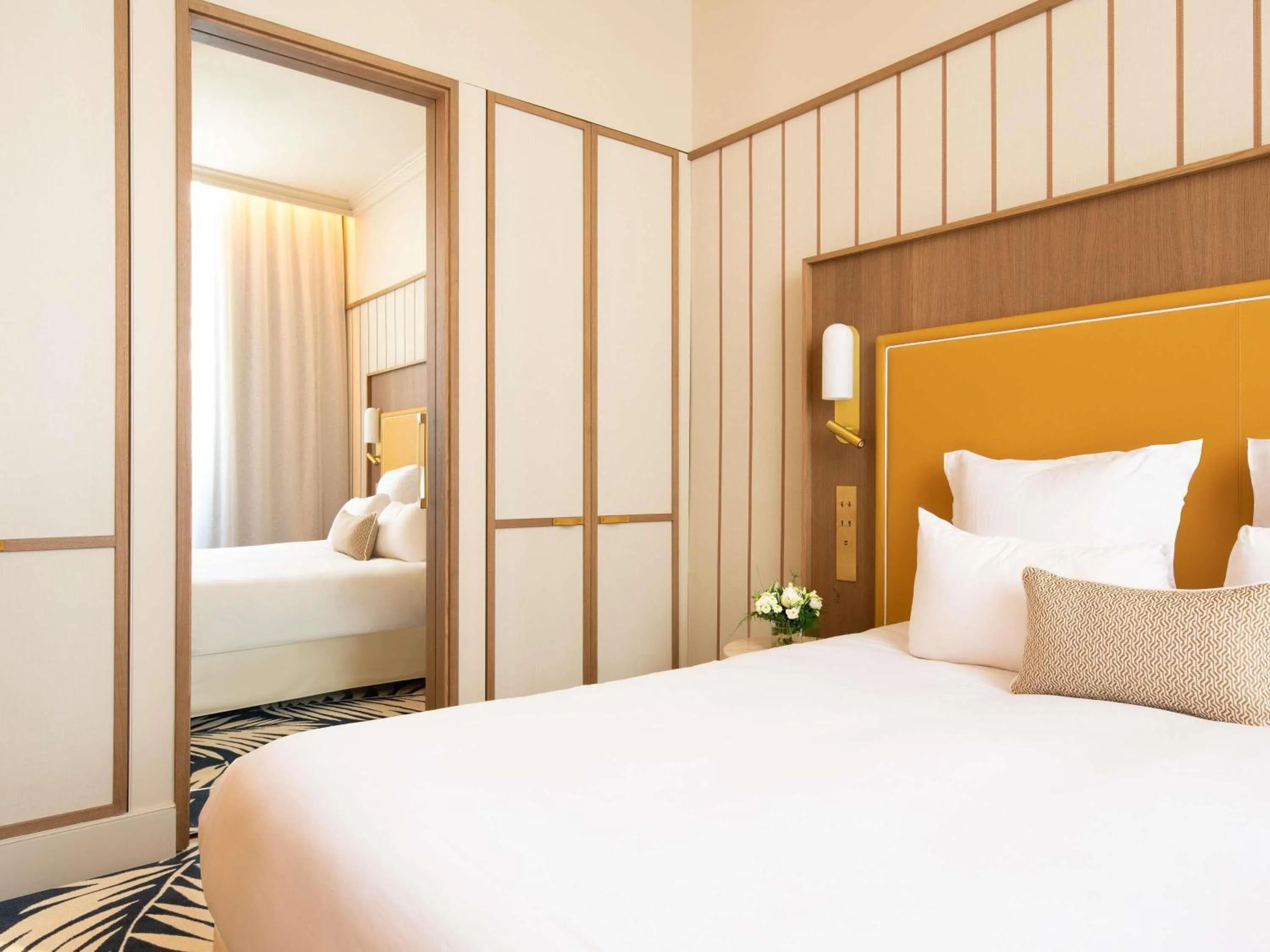 Junior Queen Suite and Sofa Bed and Street View in Grand Hotel Beauvau Marseille Vieux-Port - MGallery Collection