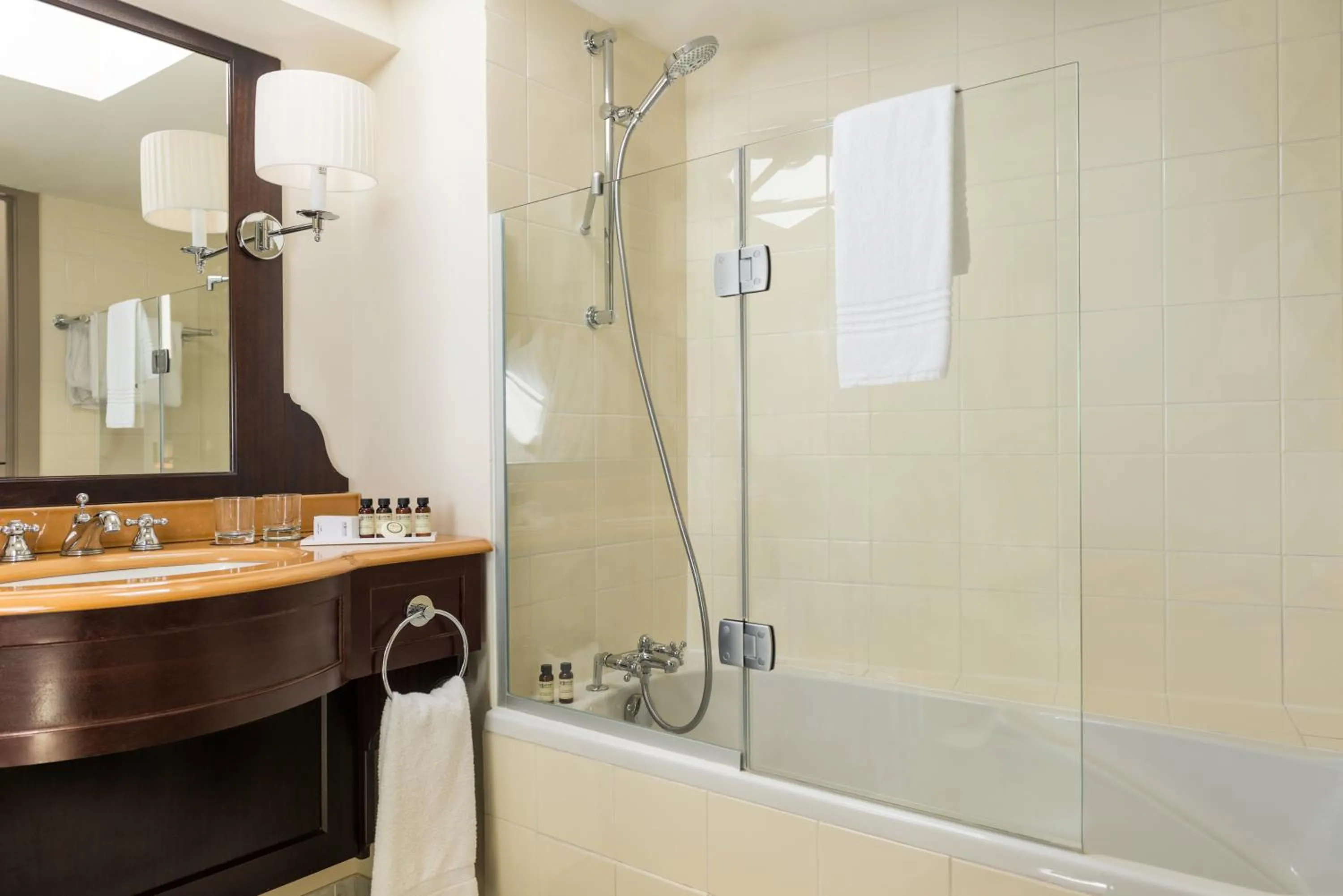 Bathroom in Grand Hotel Beauvau Marseille Vieux-Port - MGallery Collection