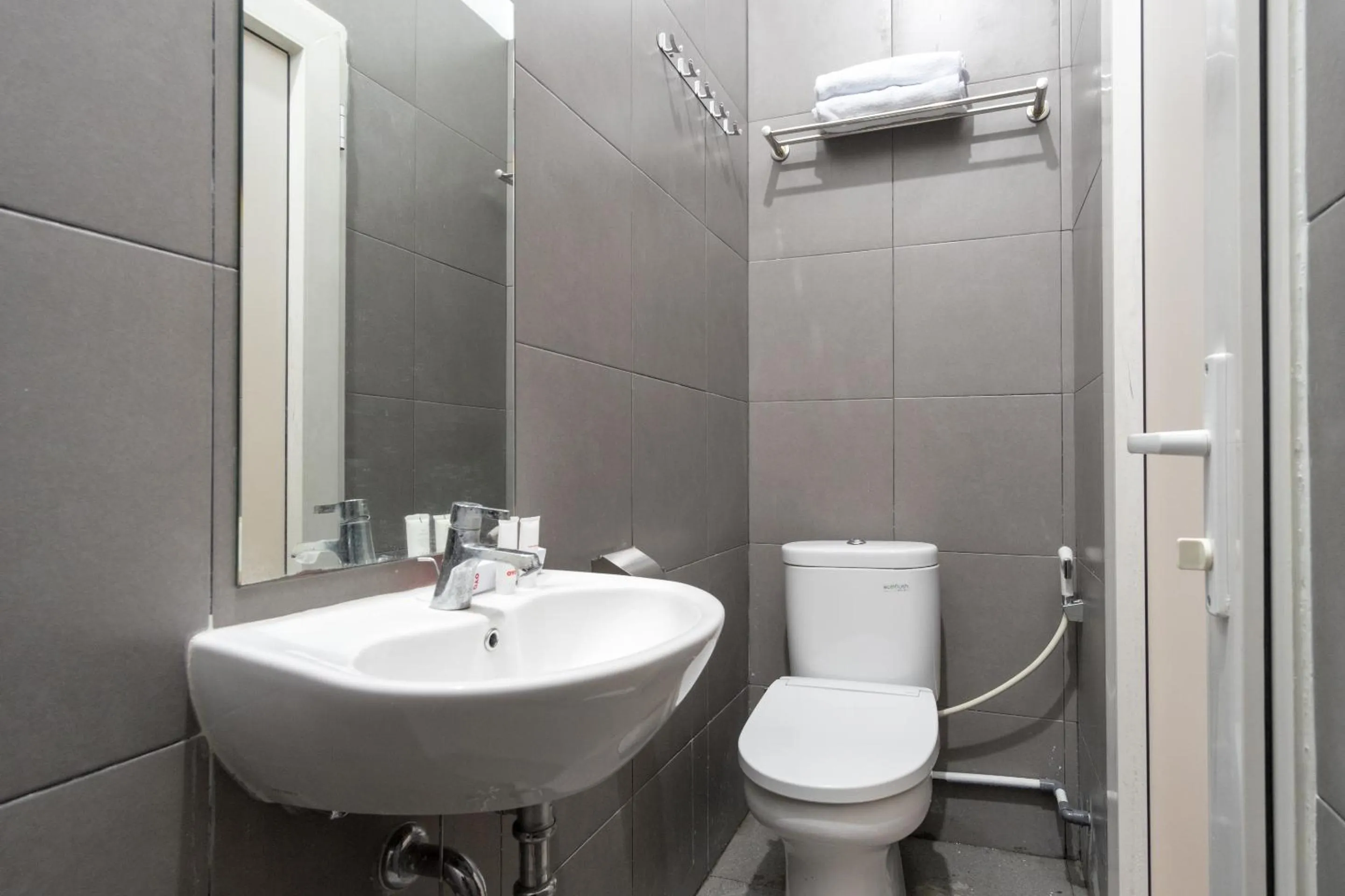 Bathroom in Hotel O Royal Guest House