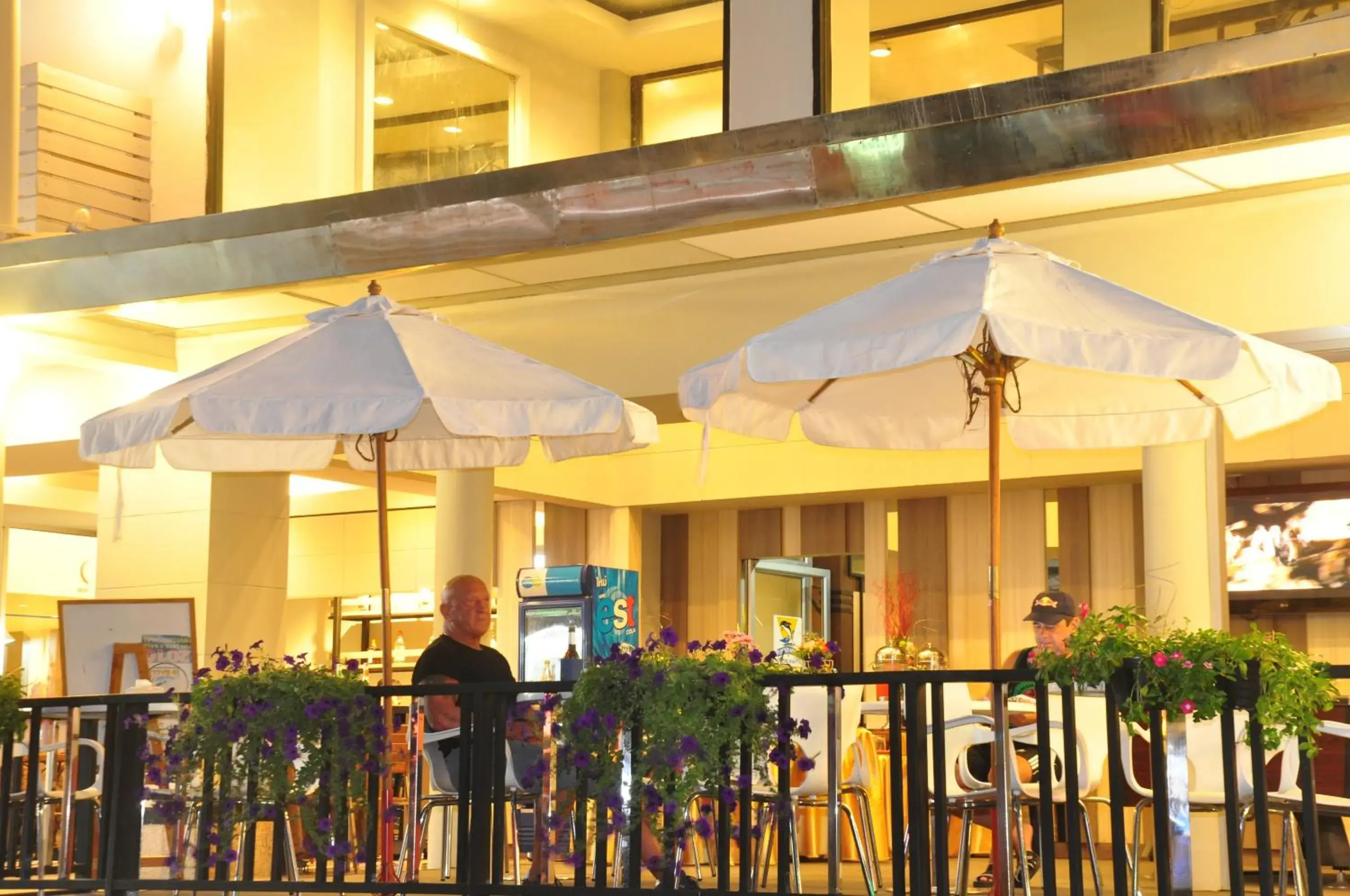 Restaurant/places to eat in Flipper House Hotel - SHA Extra Plus Restaurant/places to eat in Flipper House Hotel - SHA Extra Plus