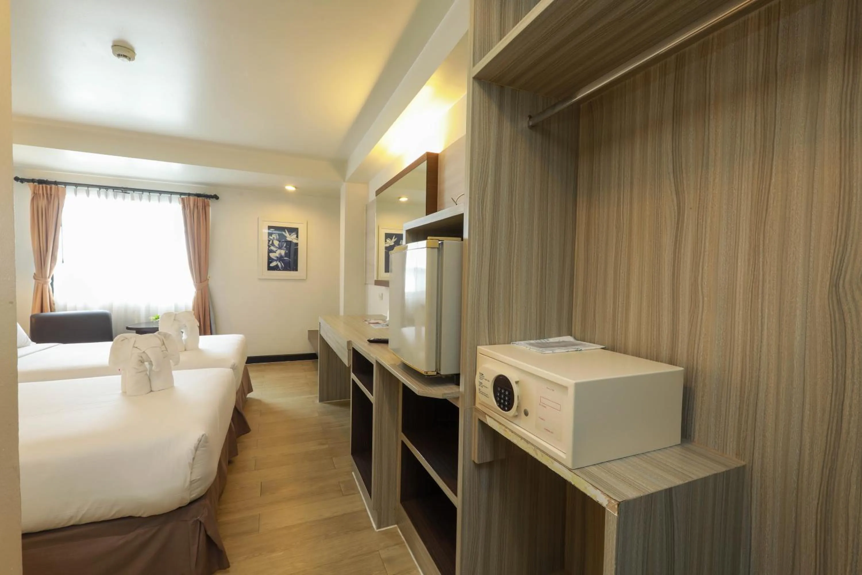 Bed in Flipper House Hotel - SHA Extra Plus