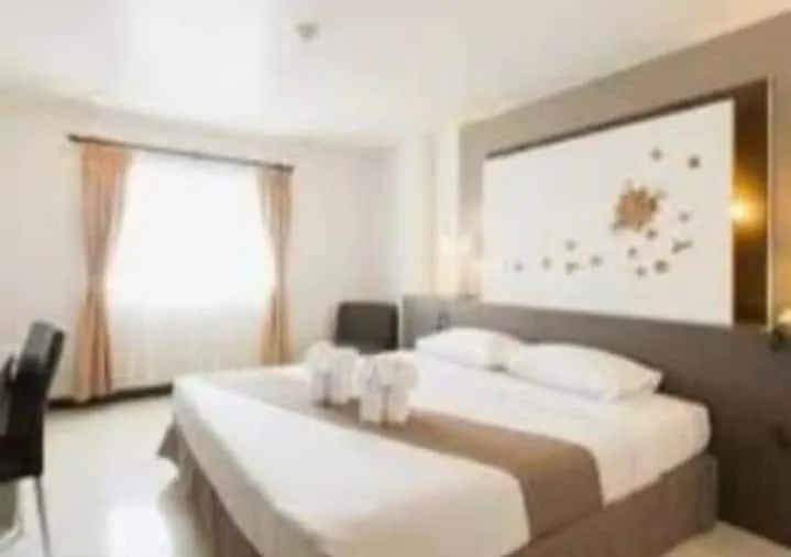 Bed in Flipper House Hotel - SHA Extra Plus
