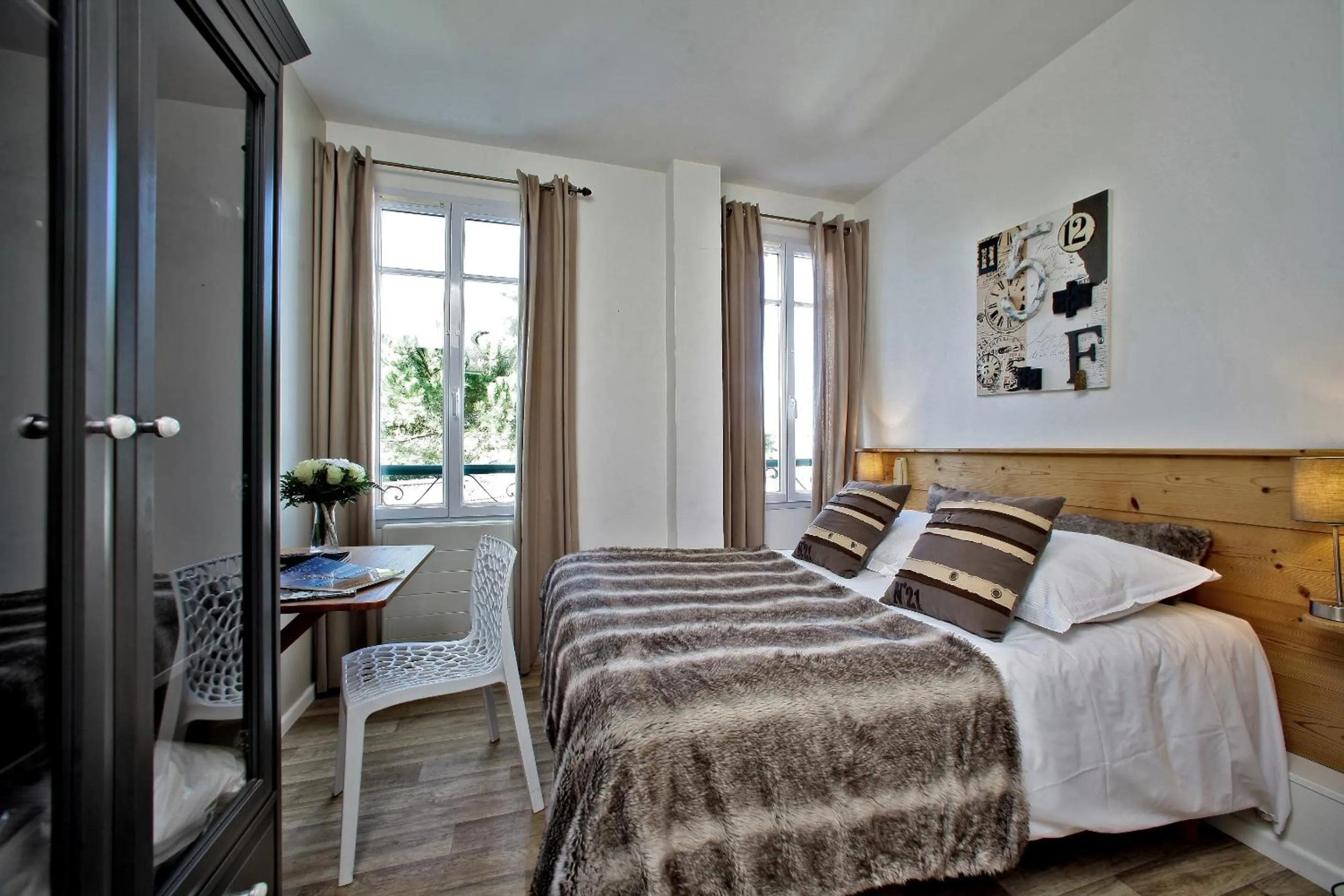 Photo of the whole room, Bed in Logis Hôtel La Chaize