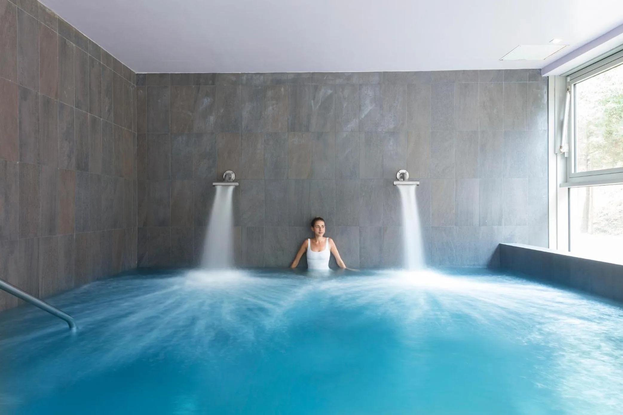 Spa and wellness centre/facilities in Hôtel Château des Tourelles - Relais Thalasso & Spa