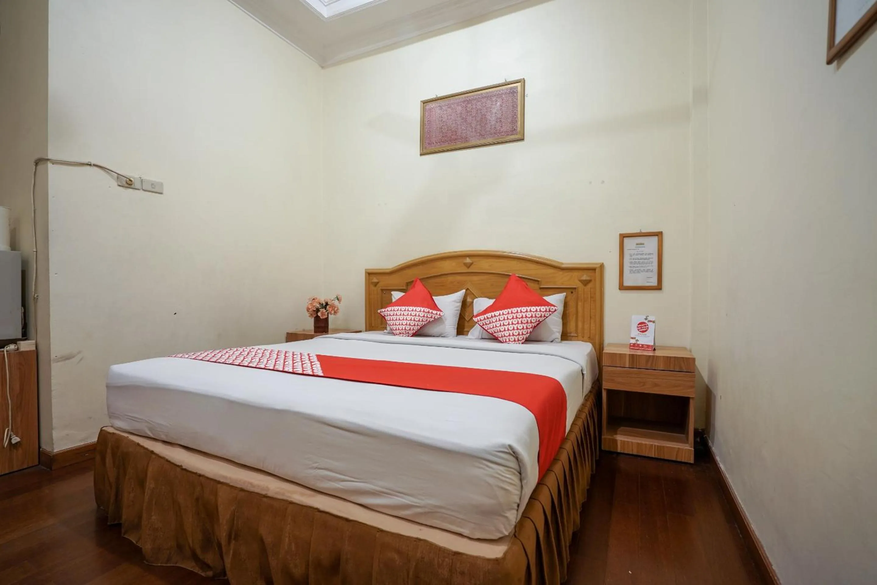 Deluxe Double Room in SUPER OYO 1173 Hotel Shofa Marwah