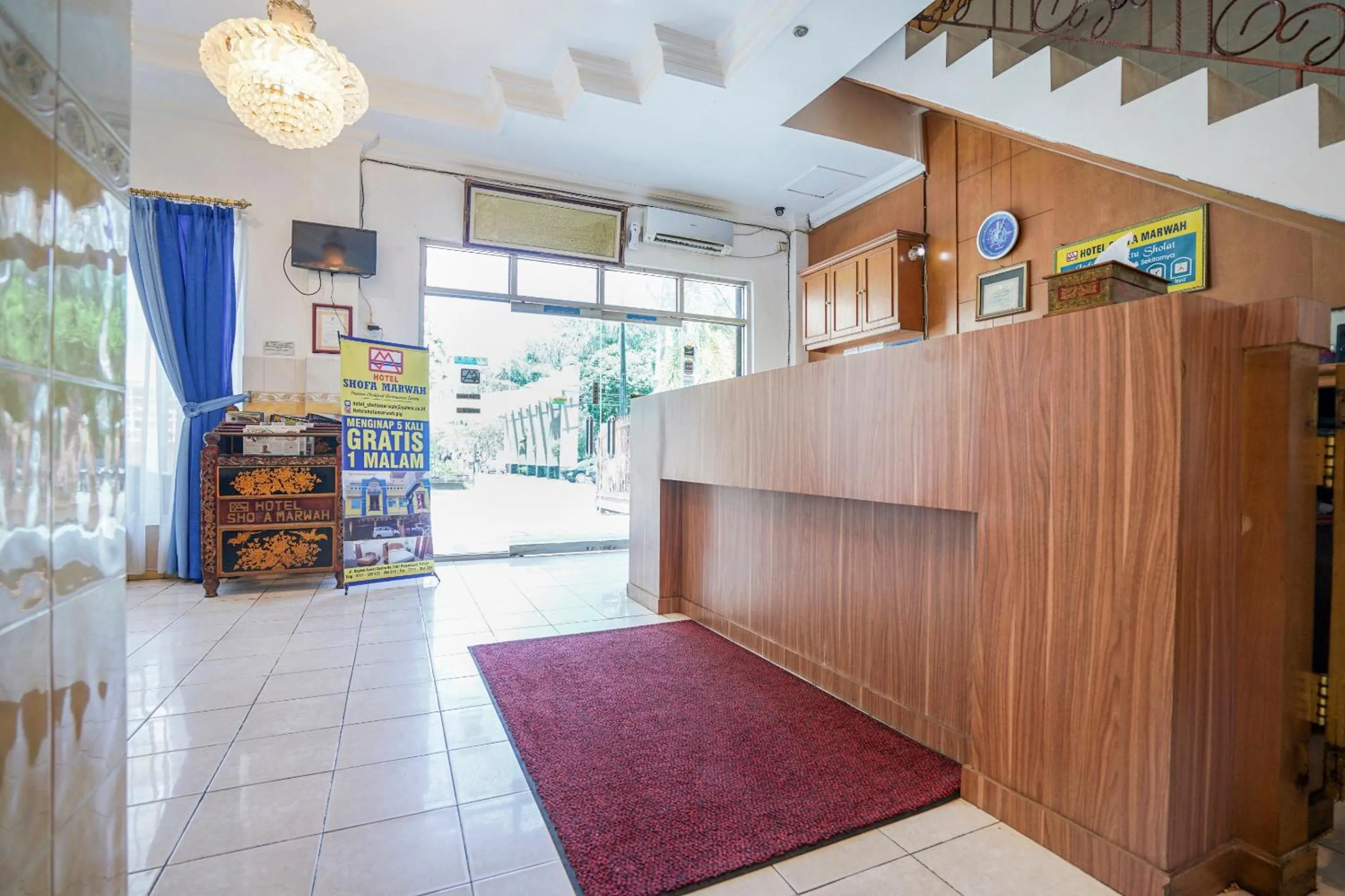Lobby or reception in SUPER OYO 1173 Hotel Shofa Marwah