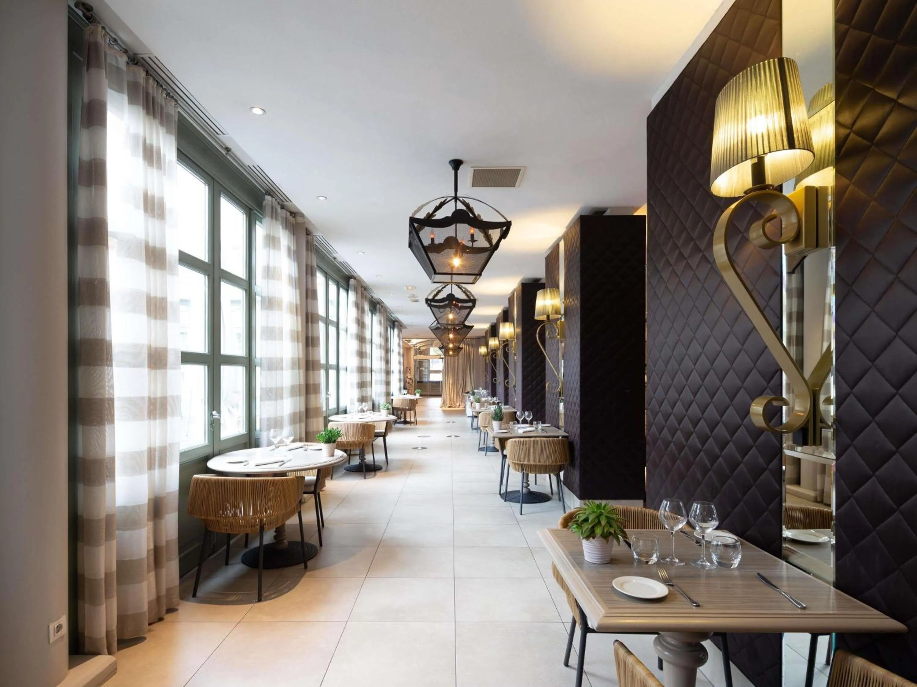 Restaurant/places to eat in Grand Hôtel Roi René Aix - MGallery Collection