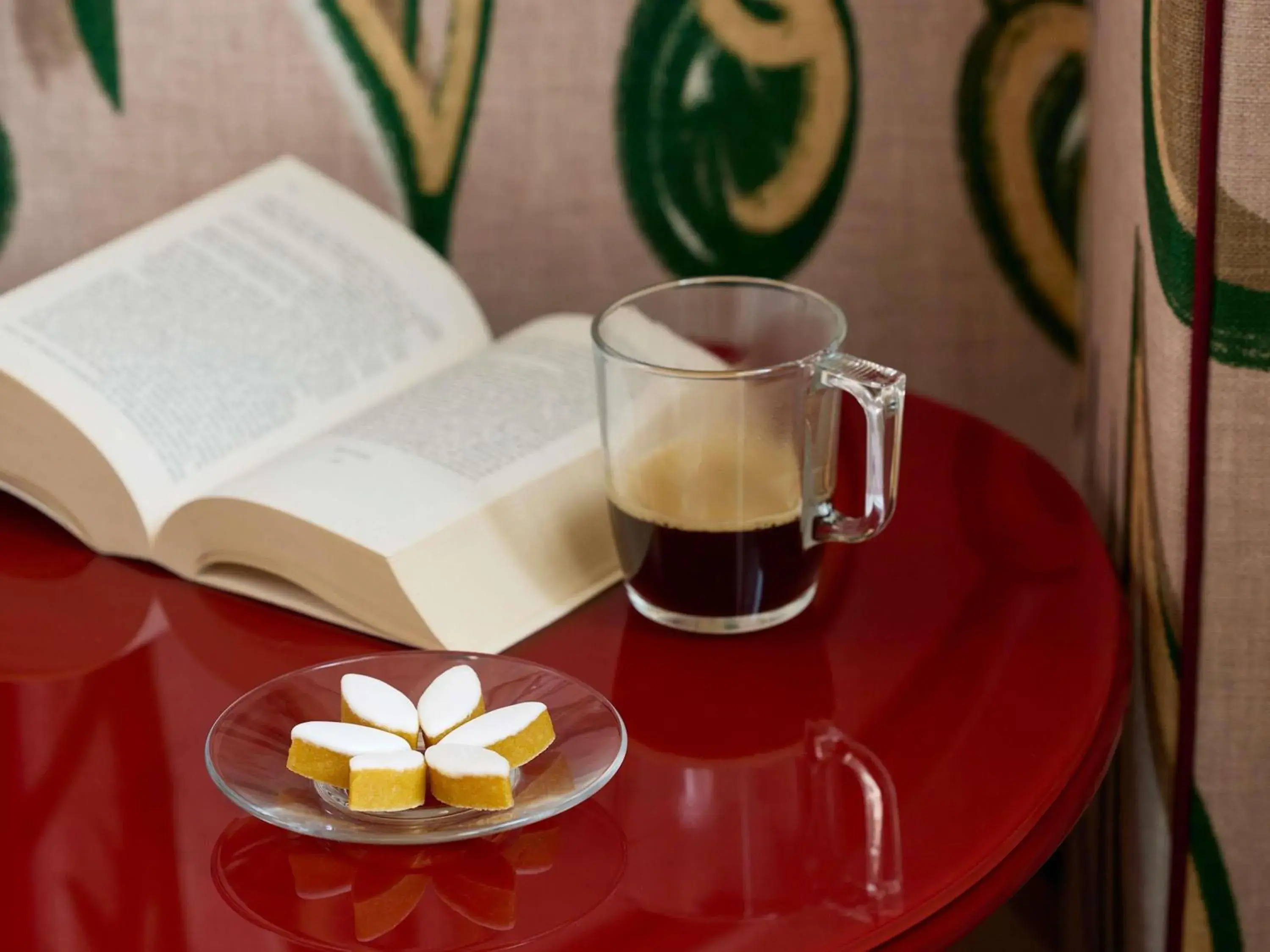 Bedroom in Grand Hôtel Roi René Aix - MGallery Collection Bedroom in Grand Hôtel Roi René Aix - MGallery Collection