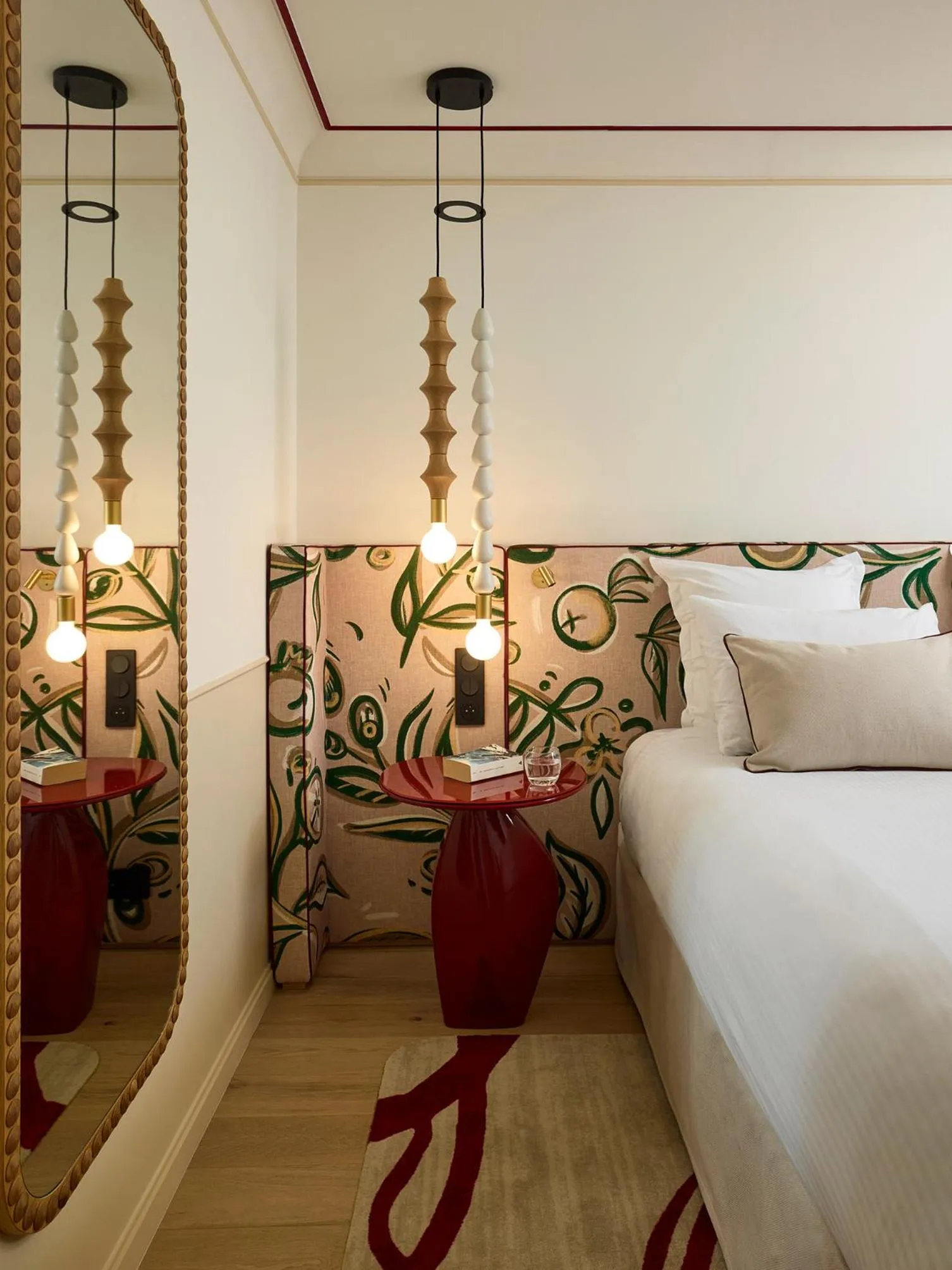 Bed in Grand Hôtel Roi René Aix - MGallery Collection