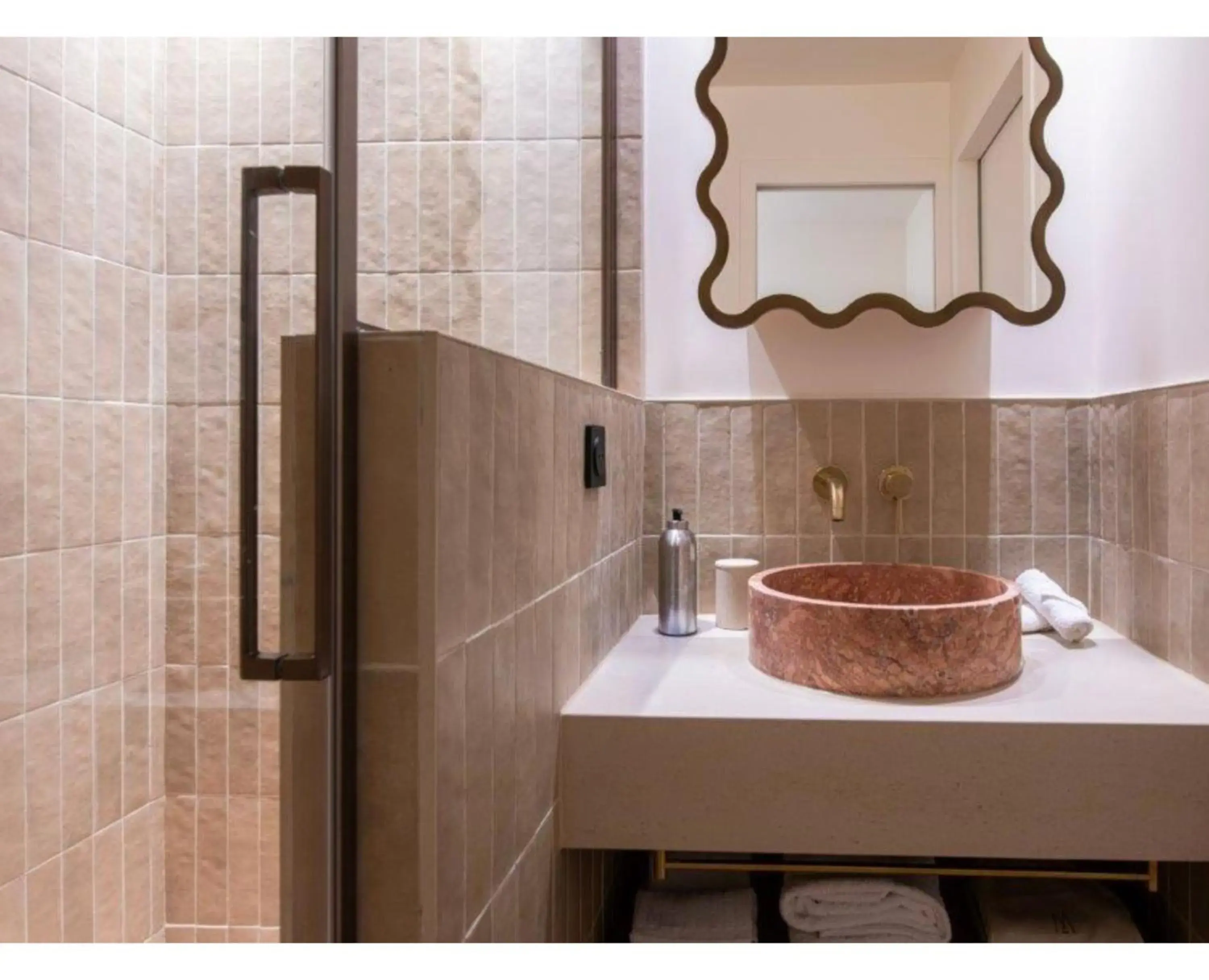 Superior Room with Two Single Beds - City Side in Grand Hôtel Roi René Aix - MGallery Collection Superior Room with Two Single Beds - City Side in Grand Hôtel Roi René Aix - MGallery Collection