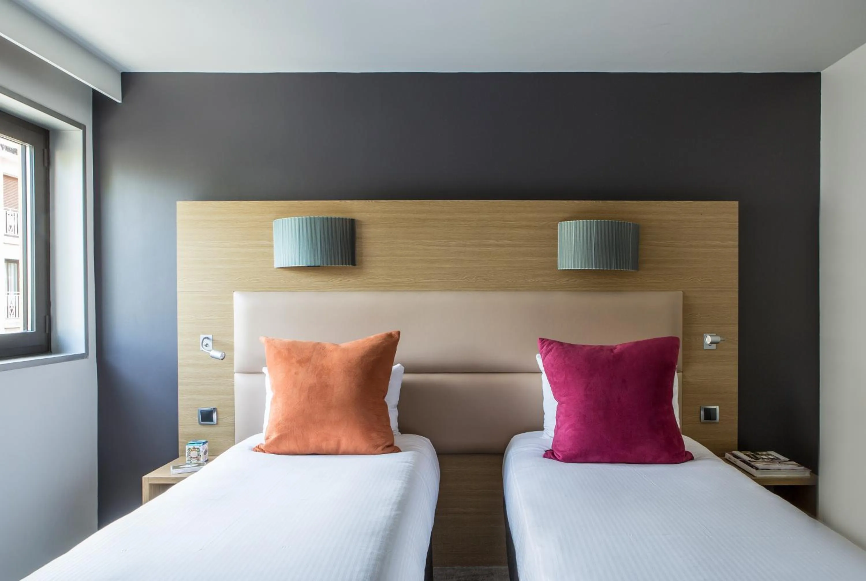 Bed in Grand Hôtel Roi René Aix - MGallery Collection