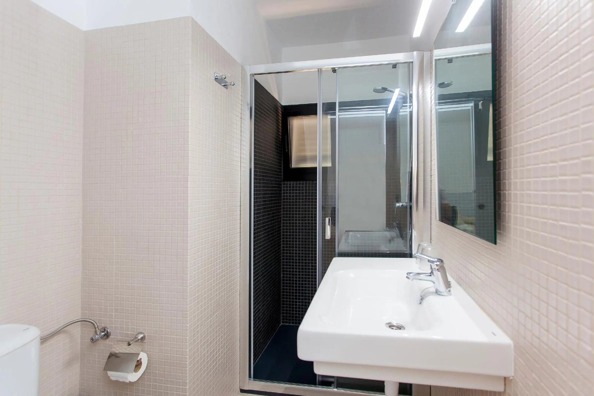 Shower in Bungalows Sa Sargantana