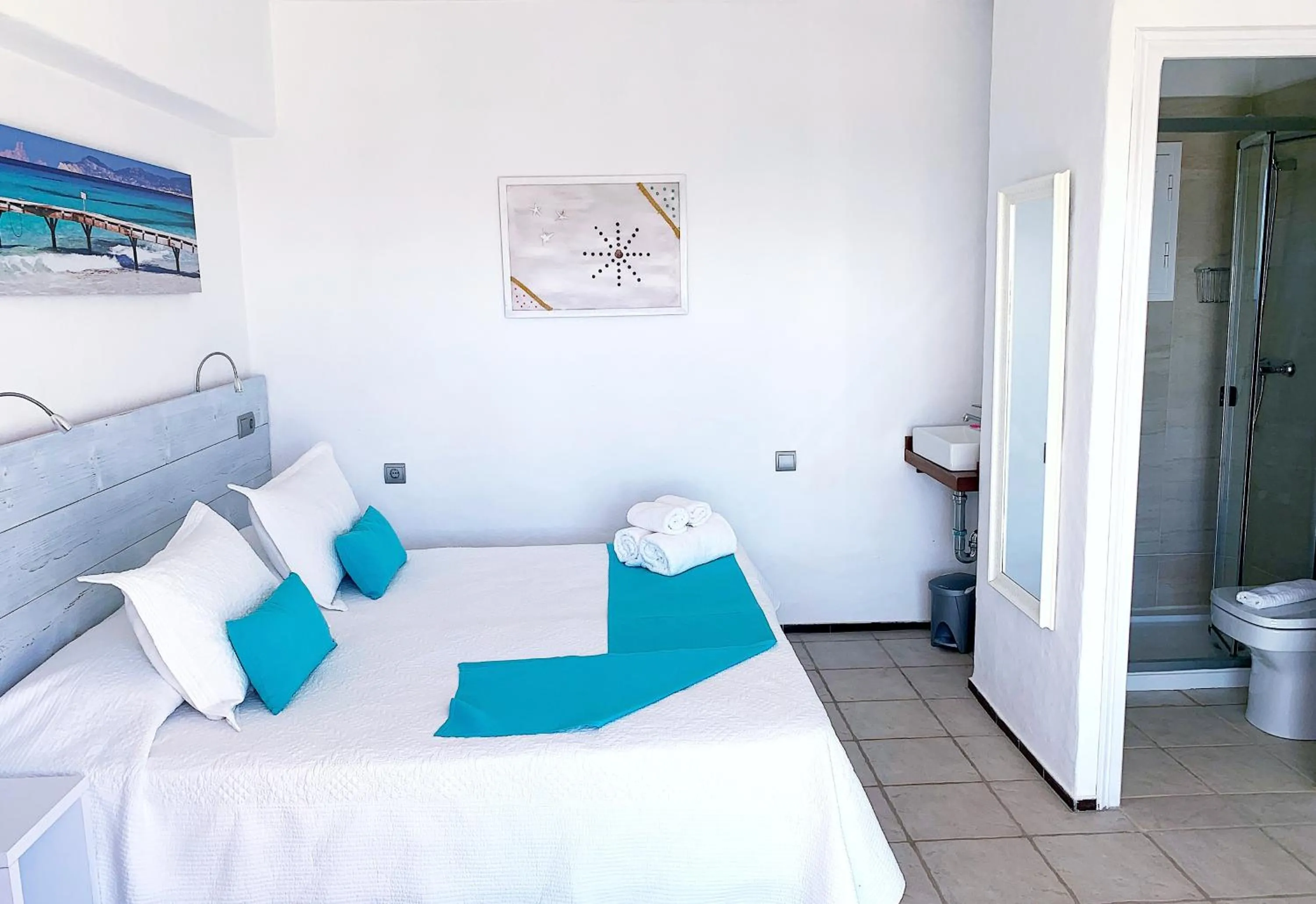 Toilet, Bed in Bungalows Sa Sargantana