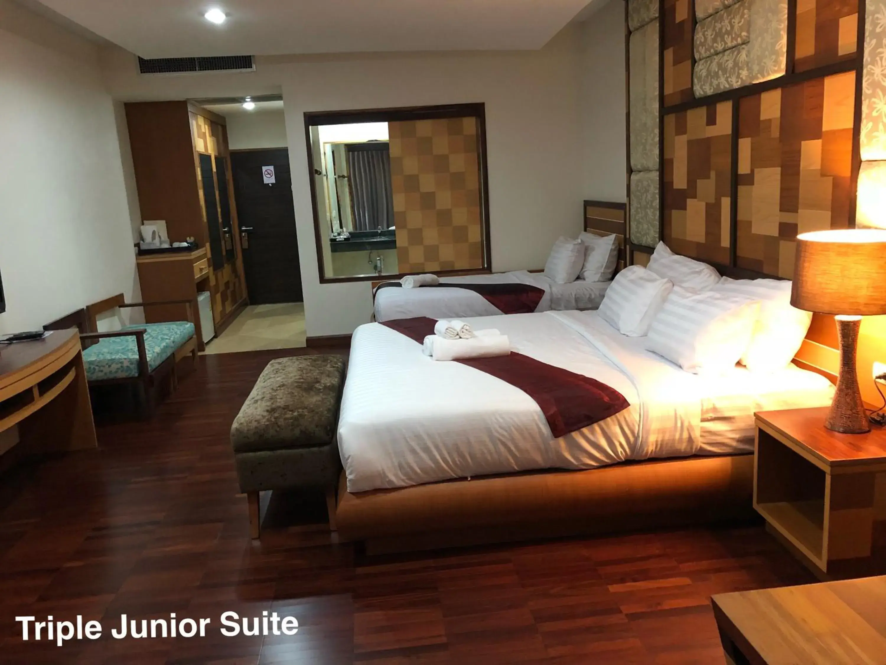 Bed in Taman Resort Bed in Taman Resort