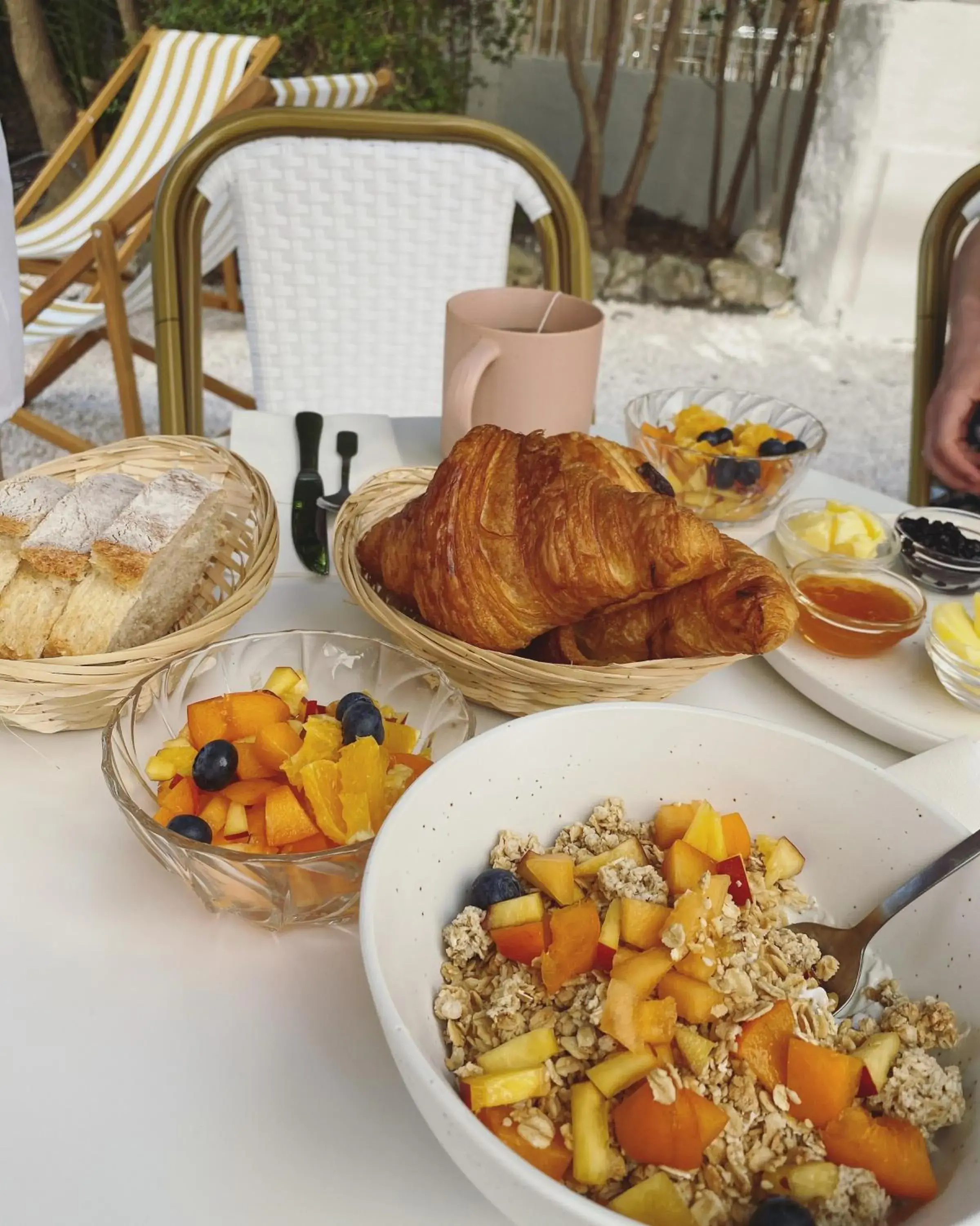 Breakfast in Hôtel Le Sud Breakfast in Hôtel Le Sud