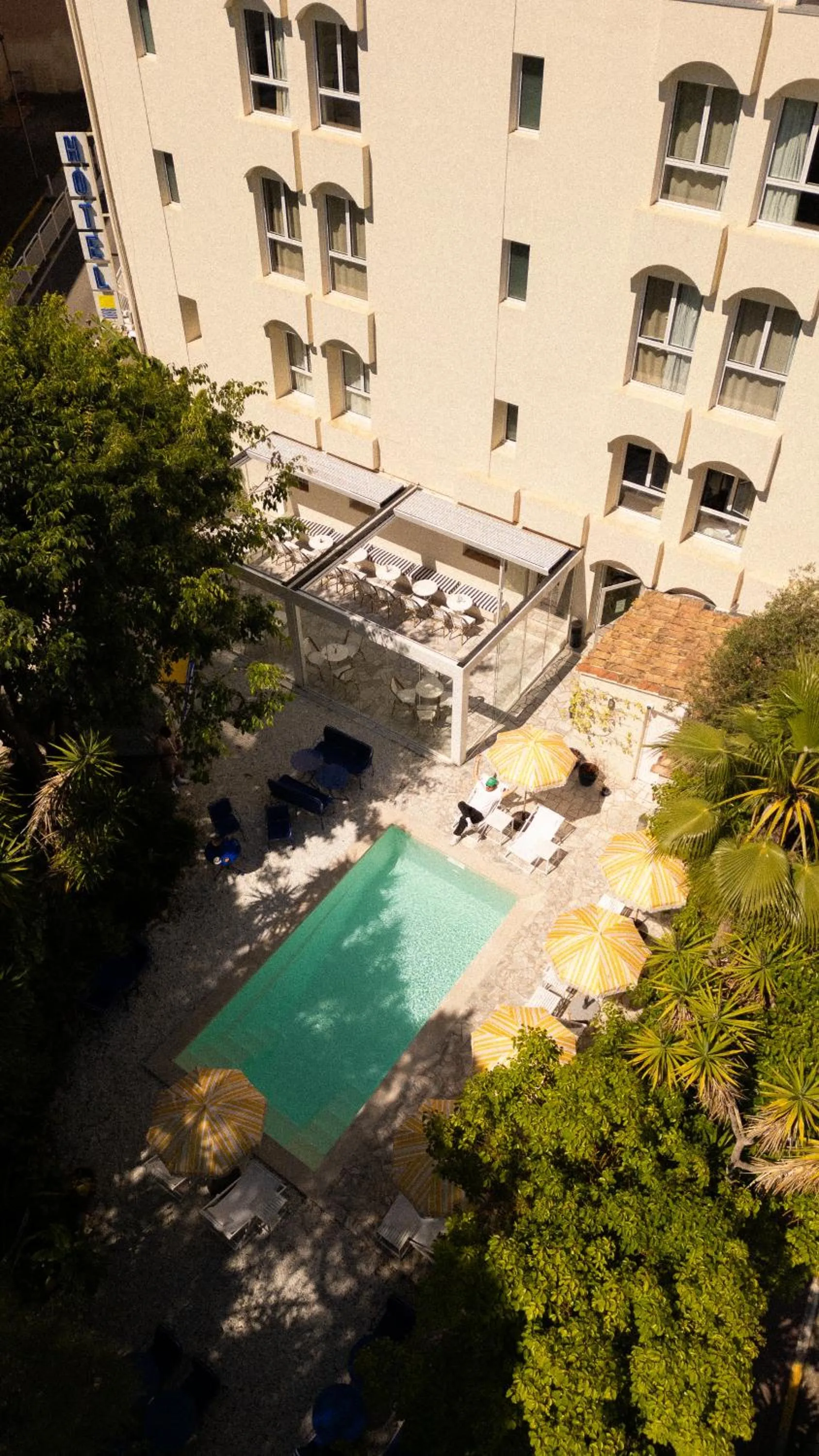 Swimming pool in Hôtel Le Sud