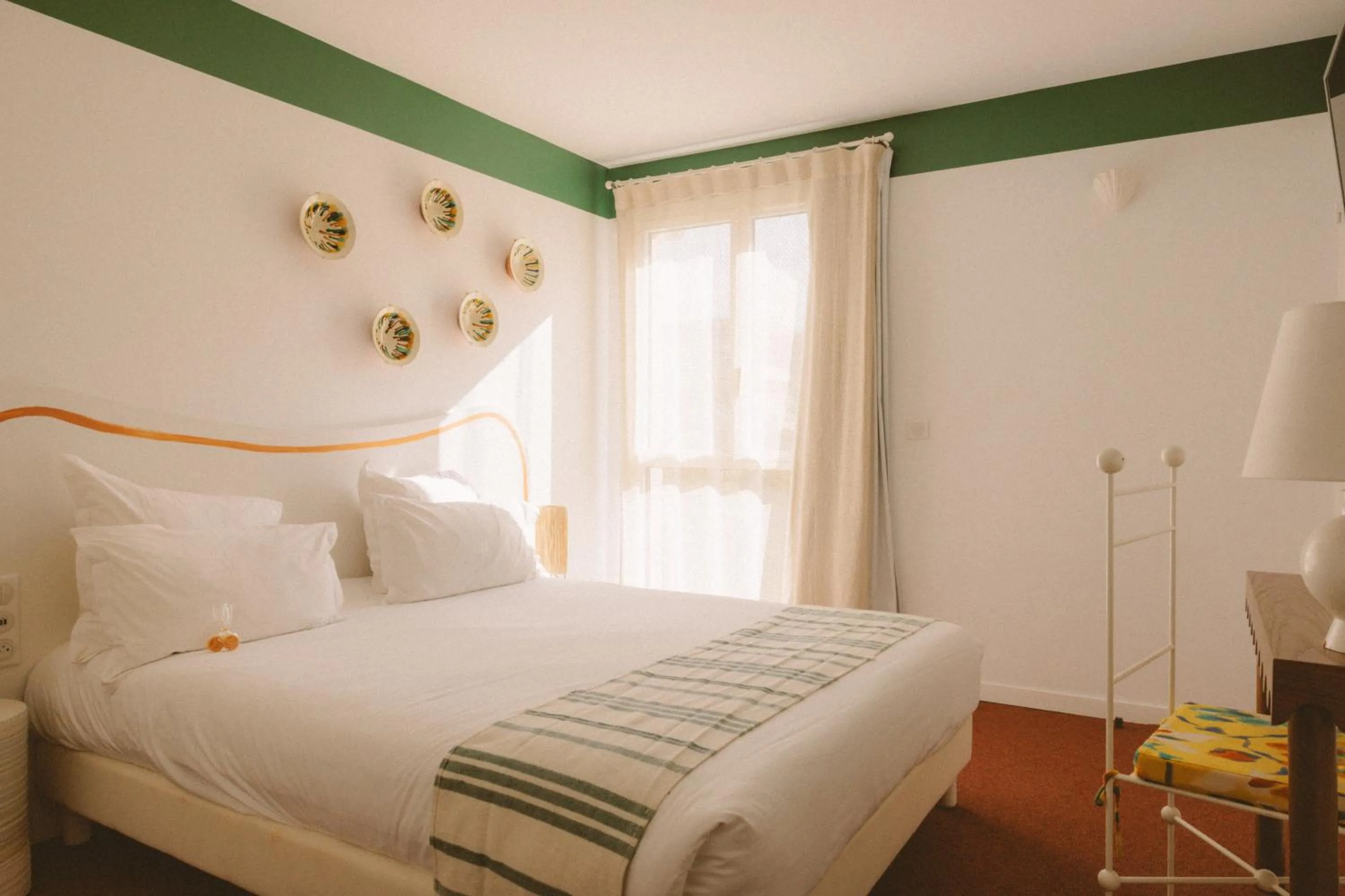 Bed in Hôtel Le Sud