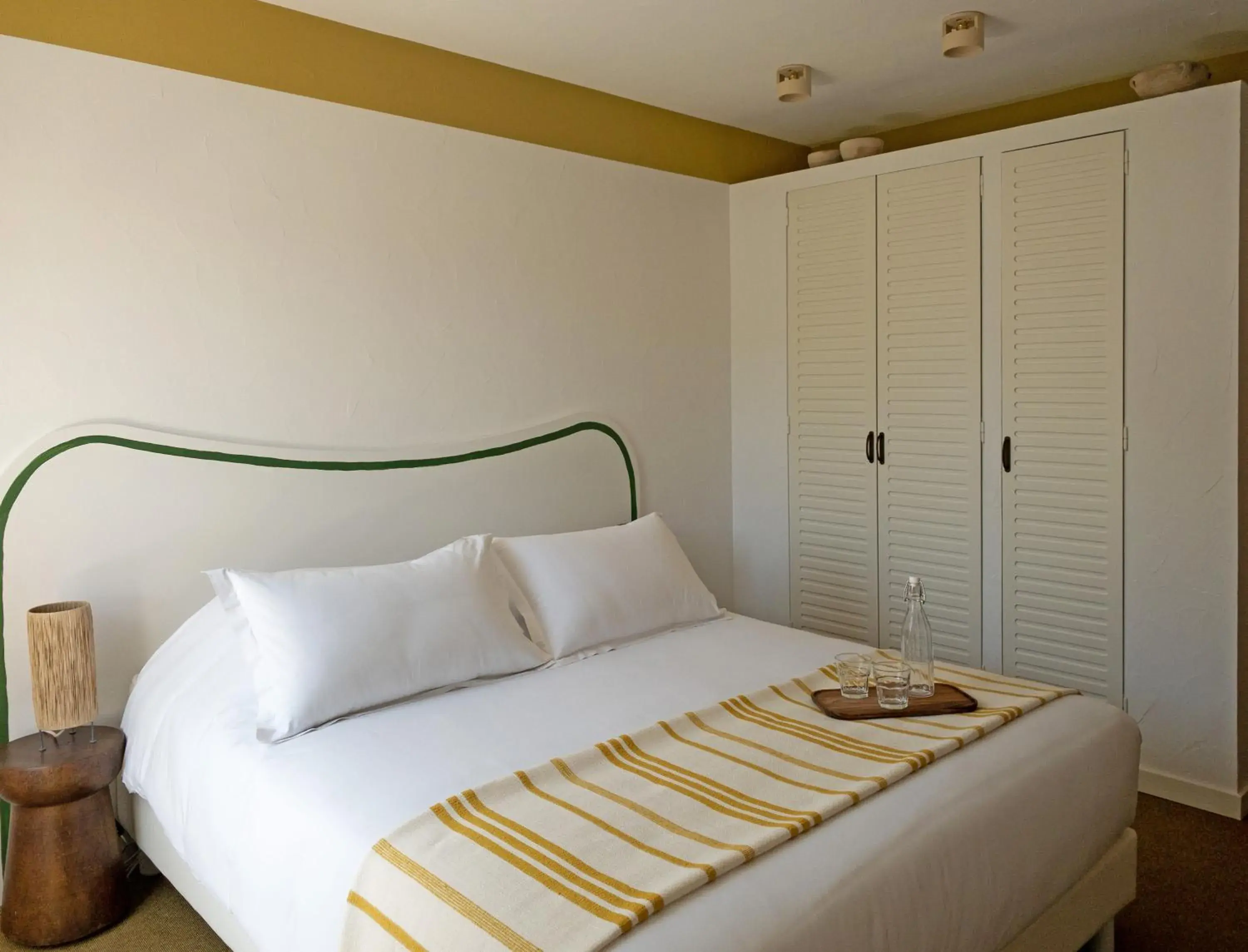 Bed in Hôtel Le Sud Bed in Hôtel Le Sud