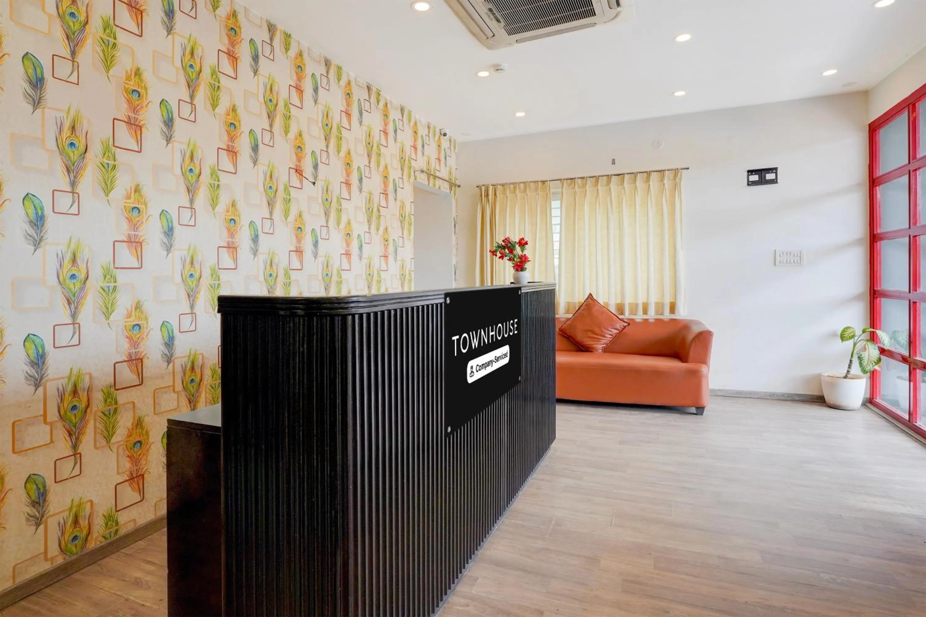 Lobby or reception in Super Townhouse Sarjapur Road Formerly Hotel Ace