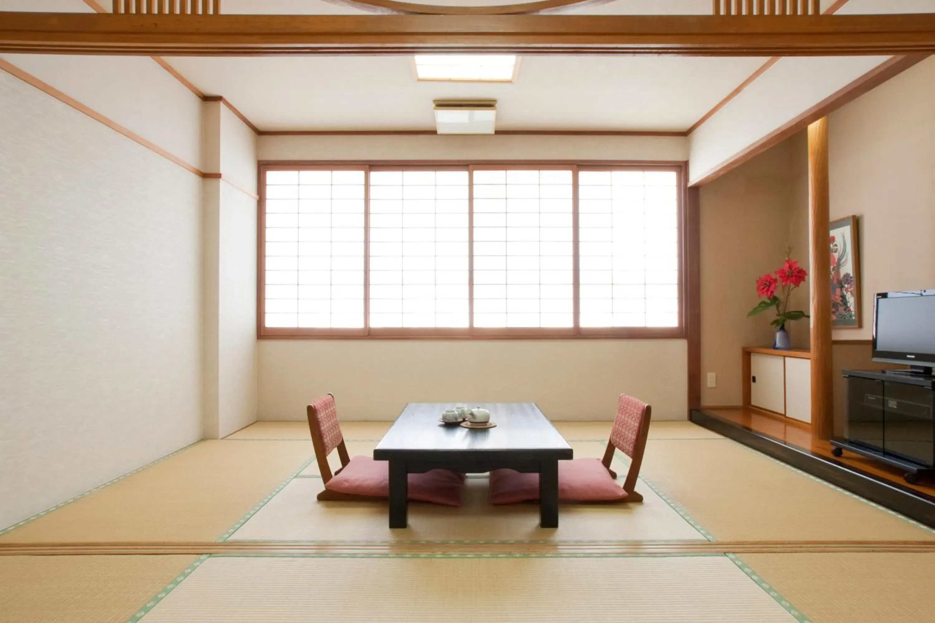 Photo of the whole room in Okinawa Hotel Photo of the whole room in Okinawa Hotel