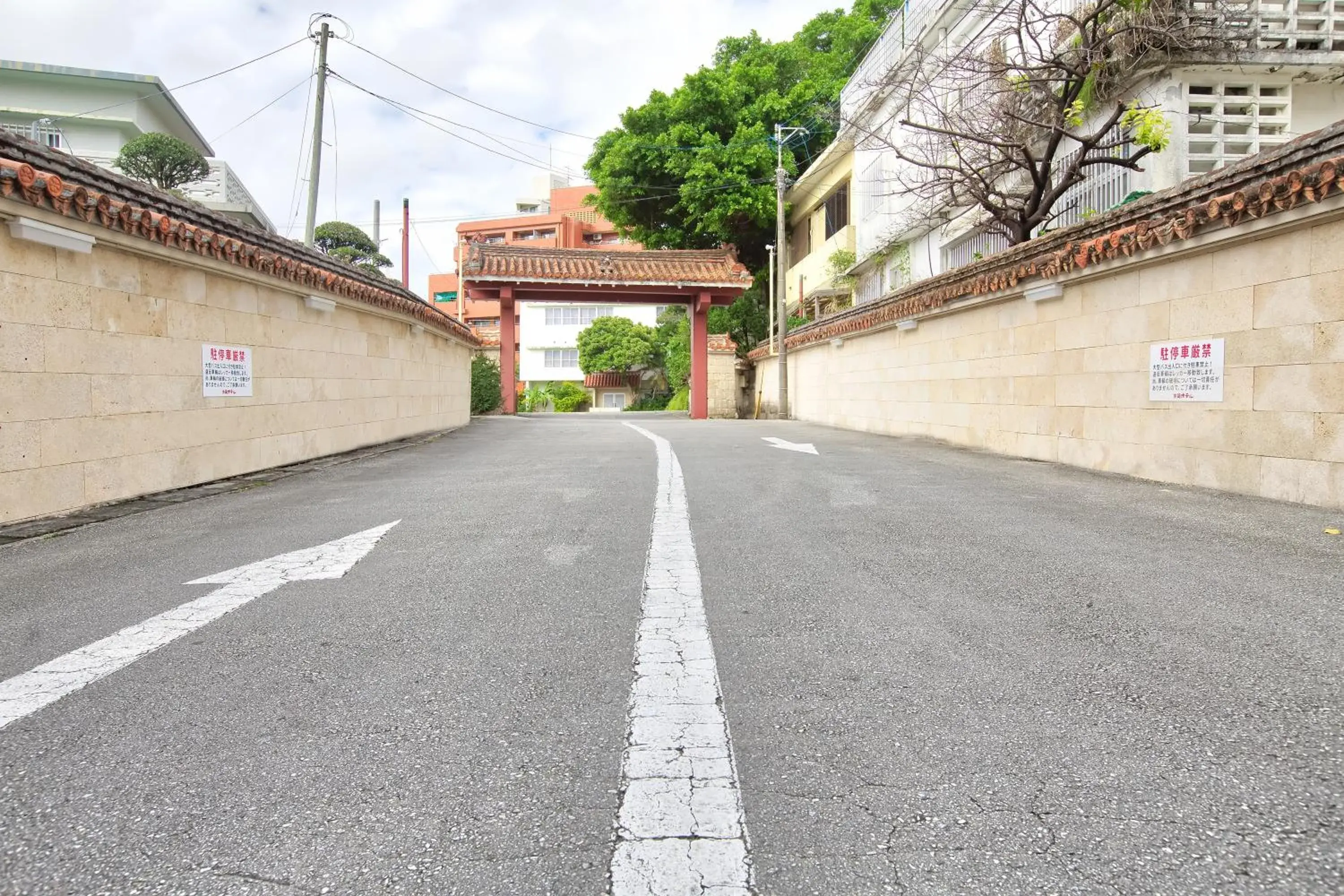 Facade/entrance in Okinawa Hotel Facade/entrance in Okinawa Hotel