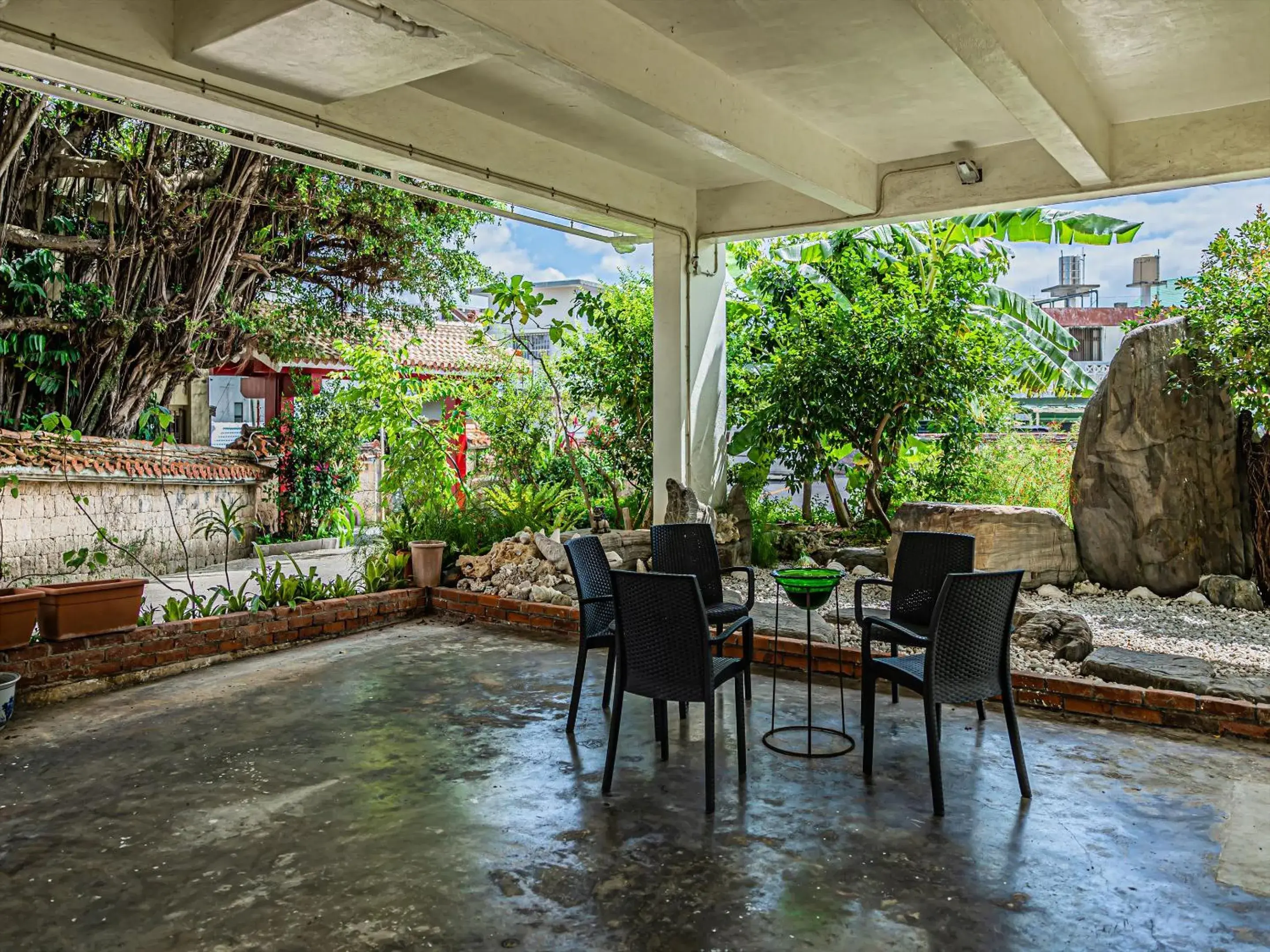 Property building in Okinawa Hotel Property building in Okinawa Hotel