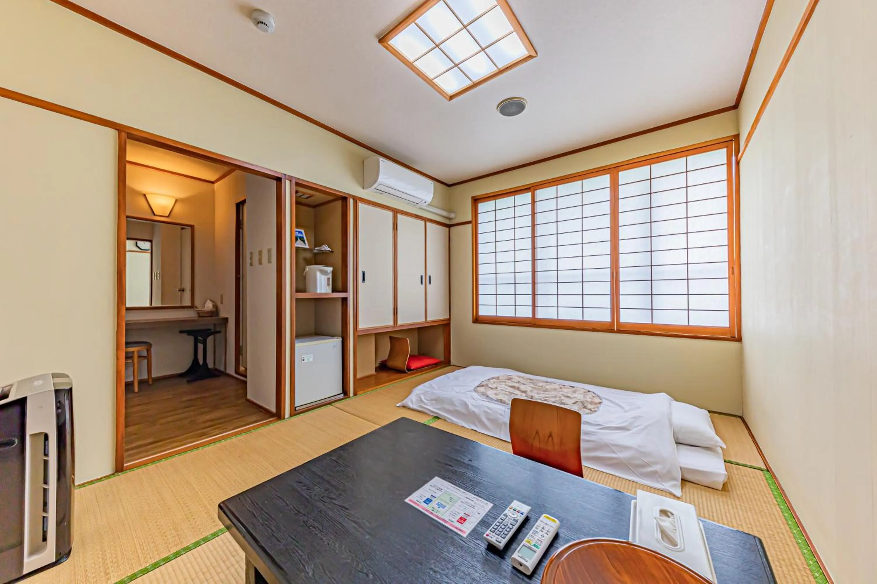 Photo of the whole room, Bed in Okinawa Hotel