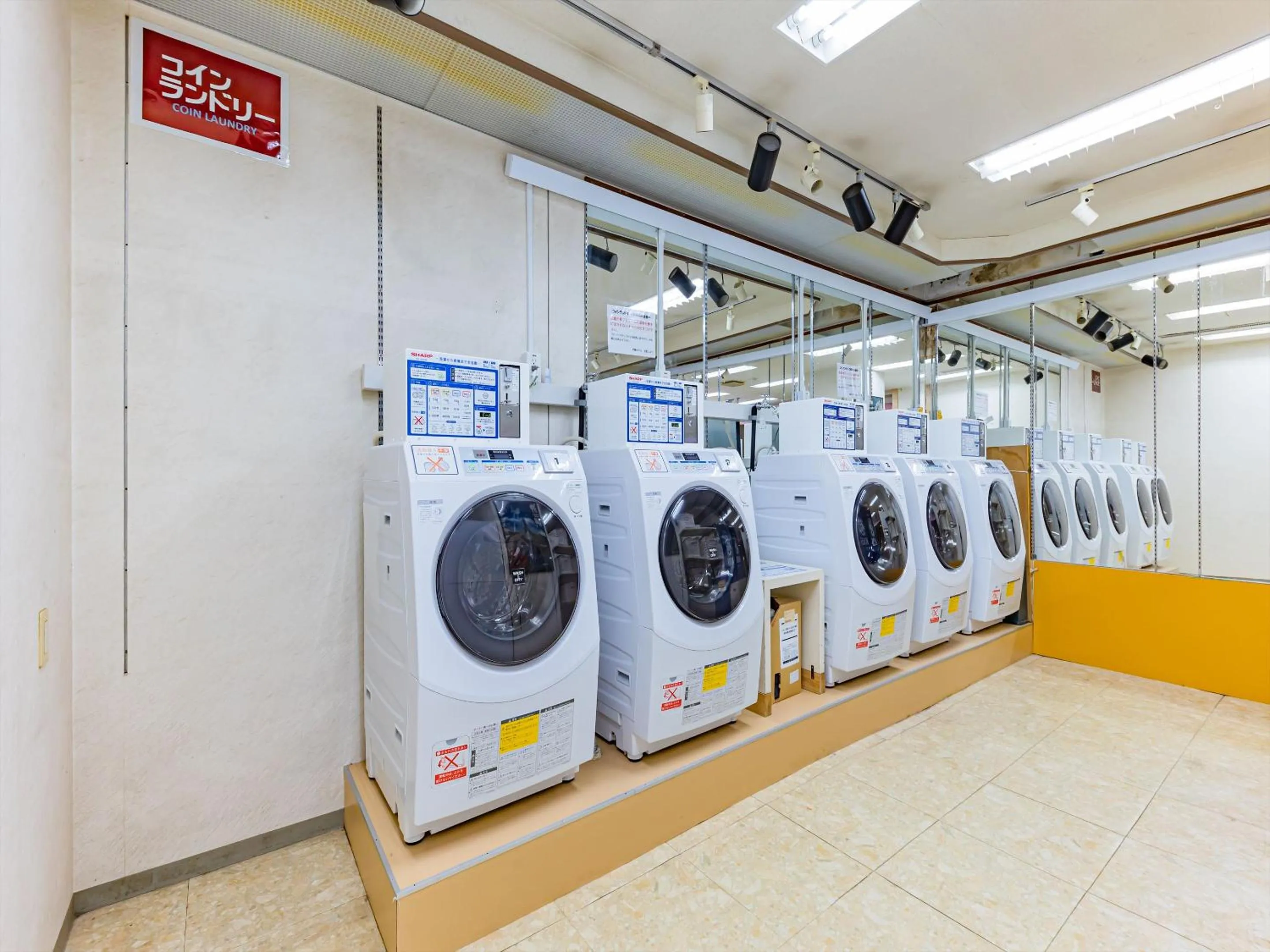 Area and facilities in Okinawa Hotel