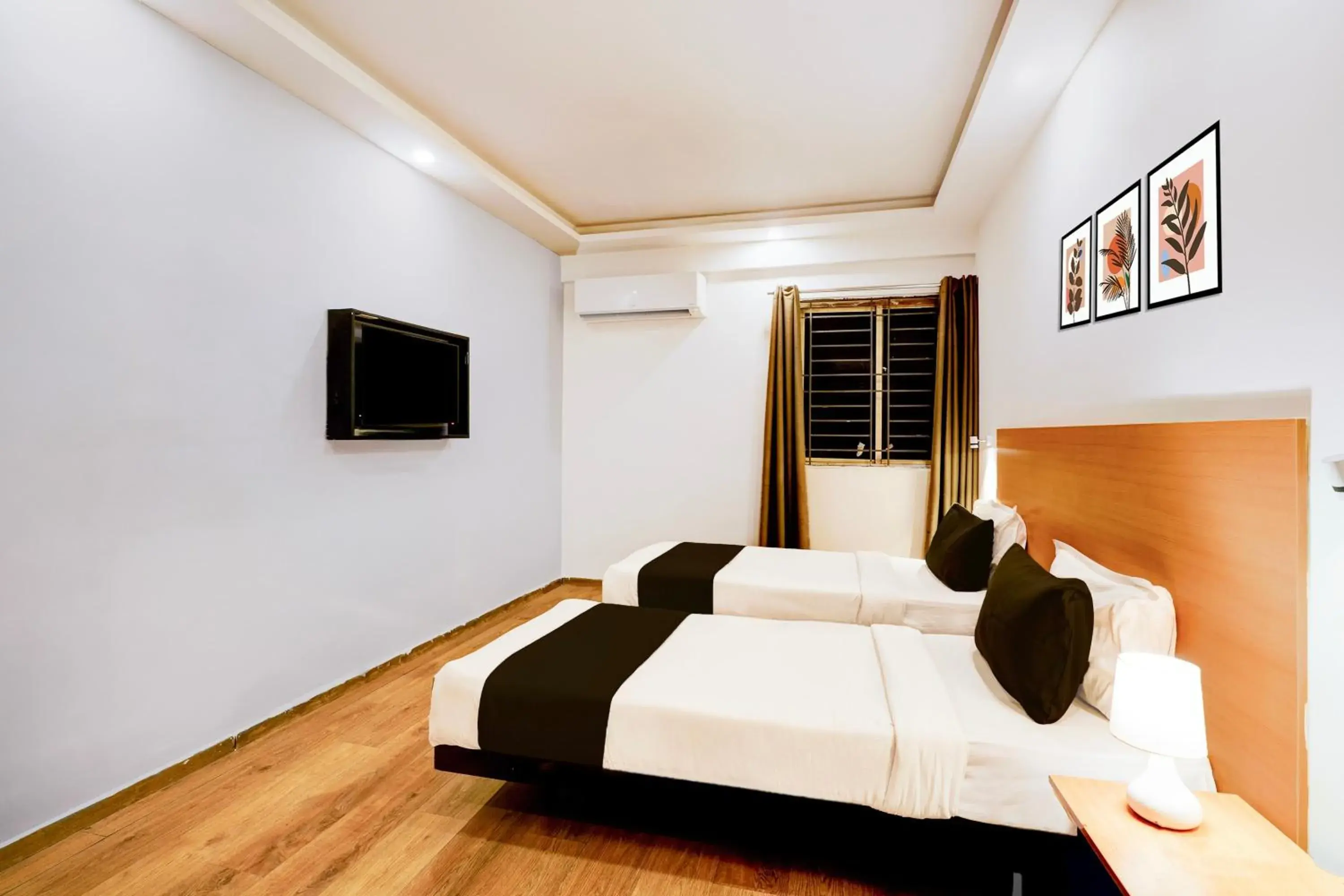 Bedroom in Super Townhouse Jayanagar Bedroom in Super Townhouse Jayanagar