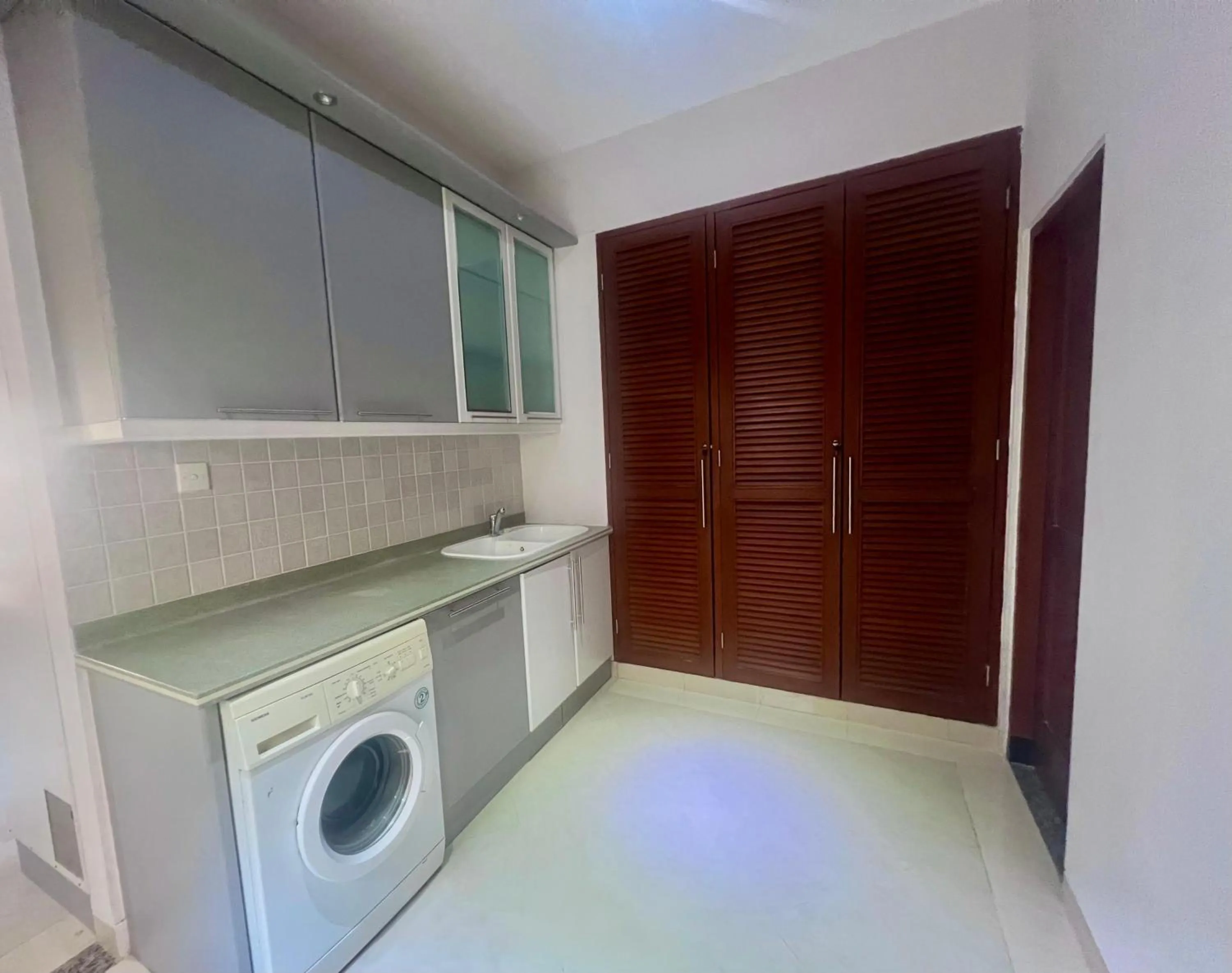 Kitchen or kitchenette in Peninsula Beach Resort