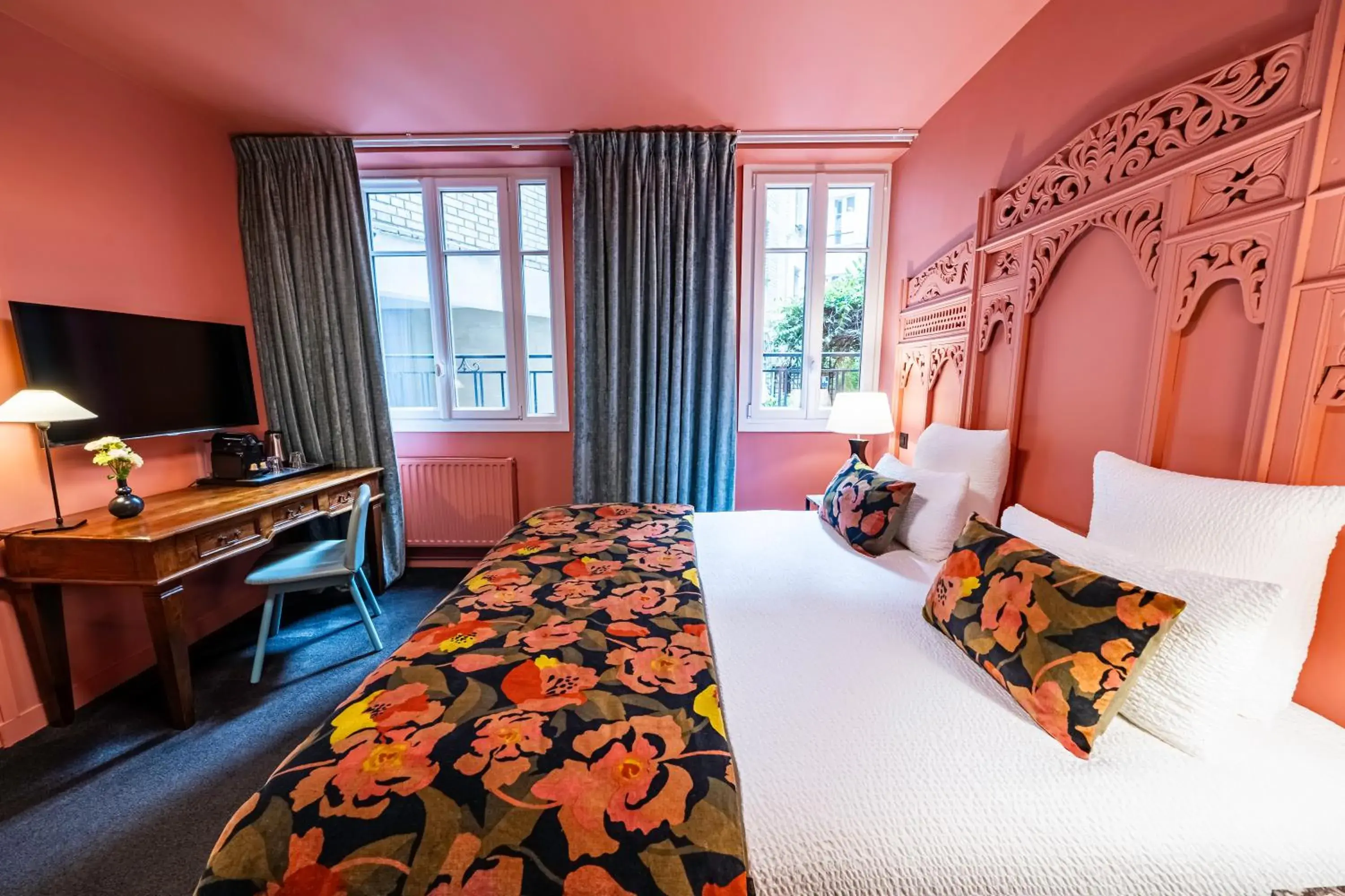 Deluxe Room in Hotel Villa Nicolo - Tour Eiffel Deluxe Room in Hotel Villa Nicolo - Tour Eiffel