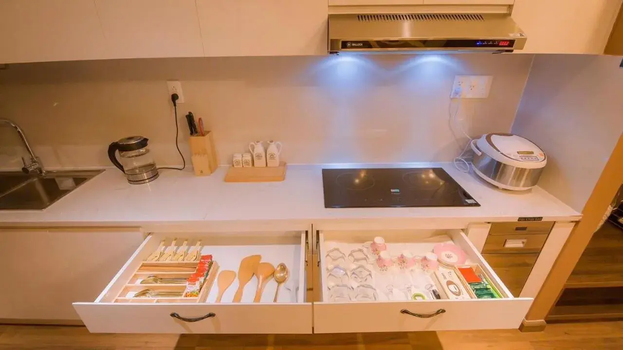 Kitchen or kitchenette in Full House Condotel - Căn hộ 606 Dalat Center Kitchen or kitchenette in Full House Condotel - Căn hộ 606 Dalat Center