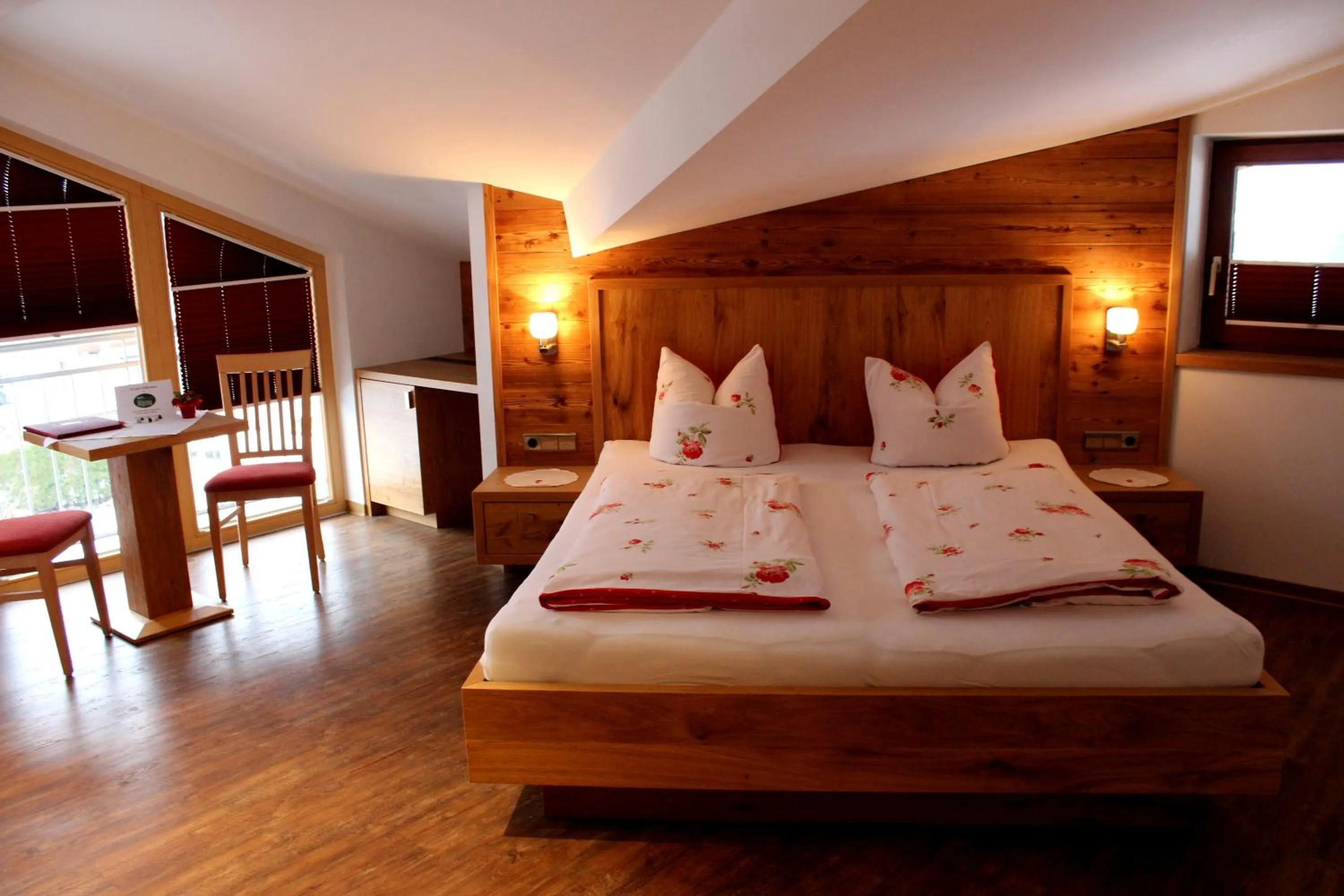 Photo of the whole room, Bed in Hotel Alpina