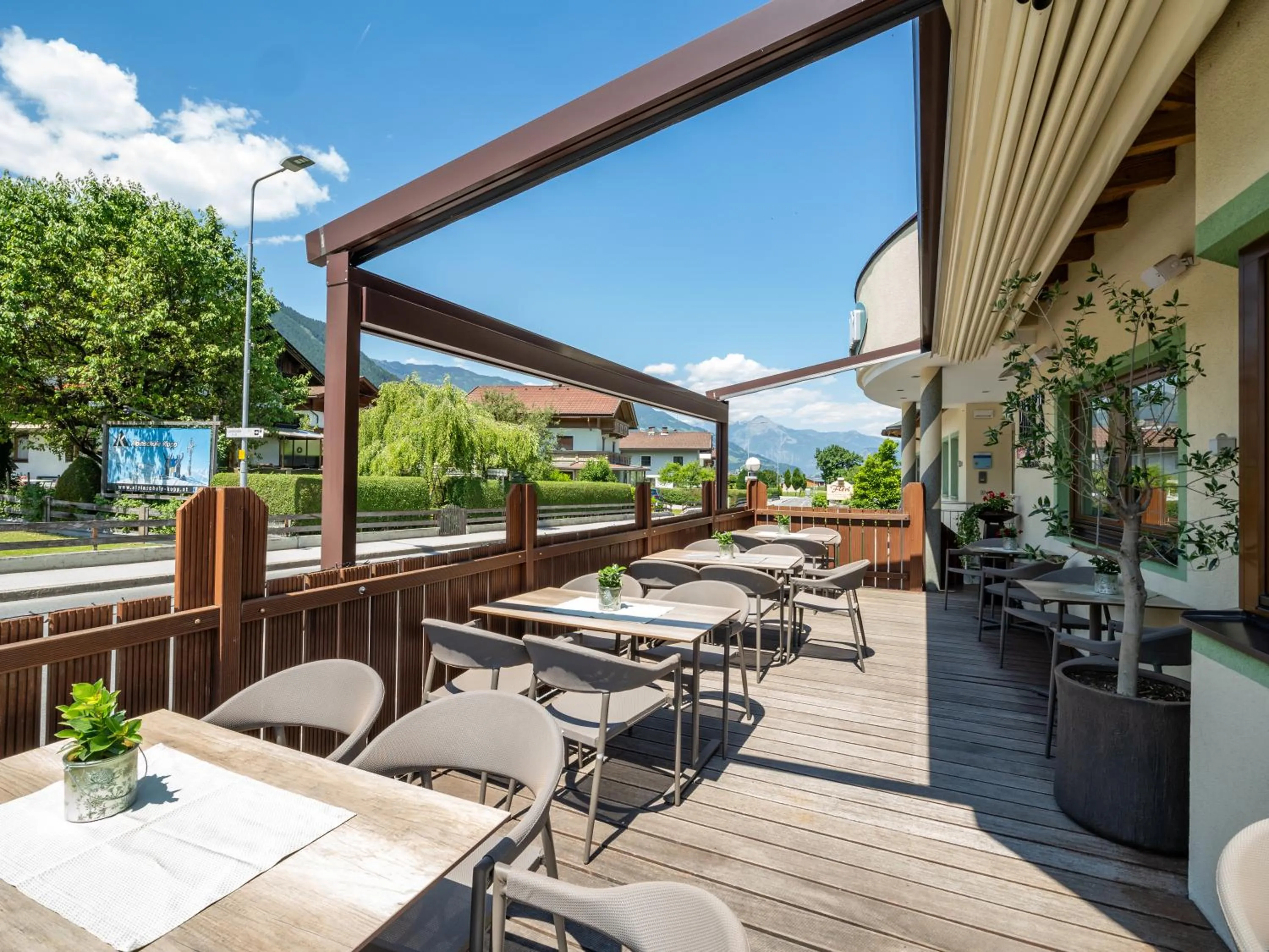 Balcony/Terrace in Hotel Alpina