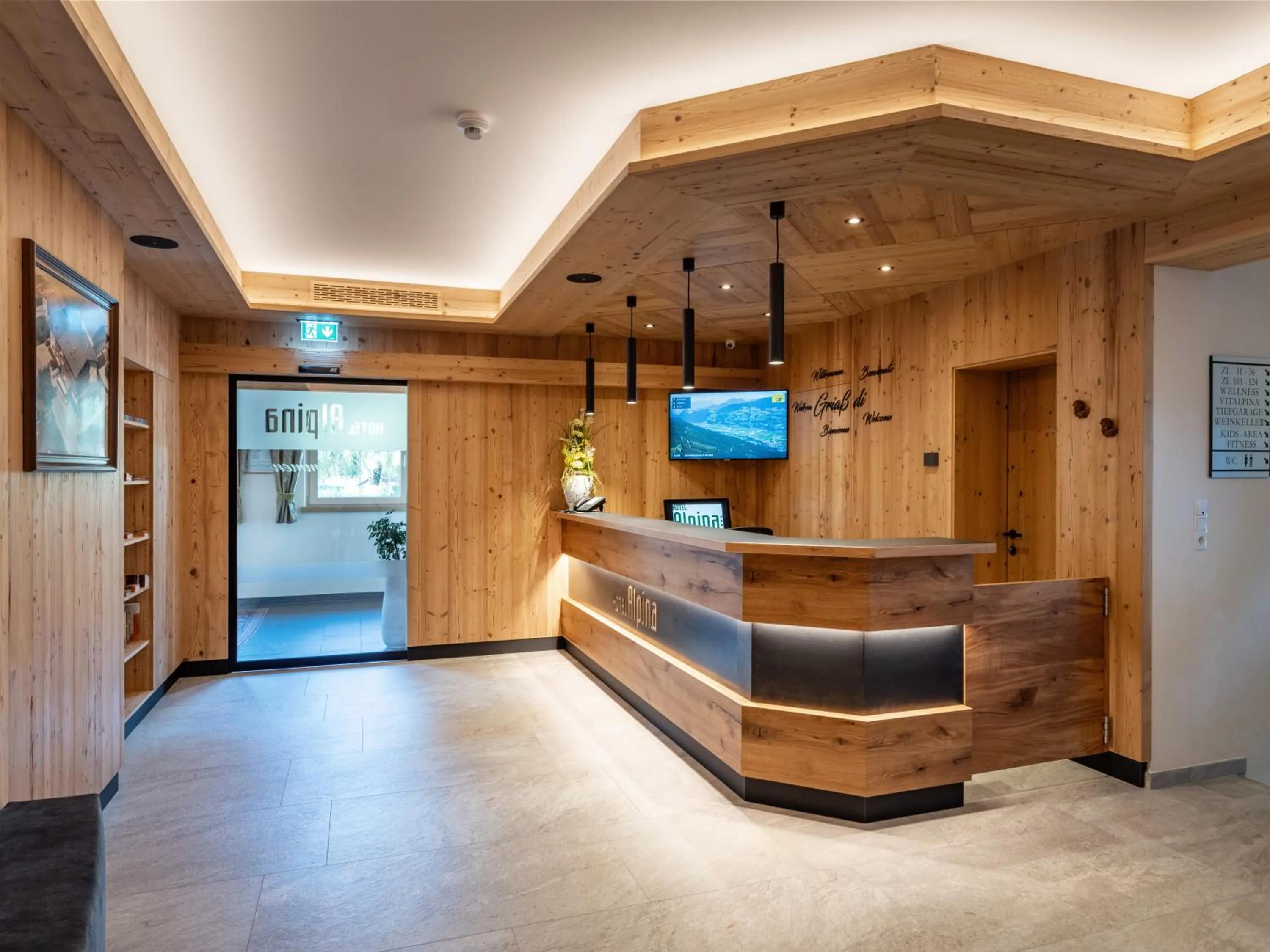 Lobby or reception in Hotel Alpina