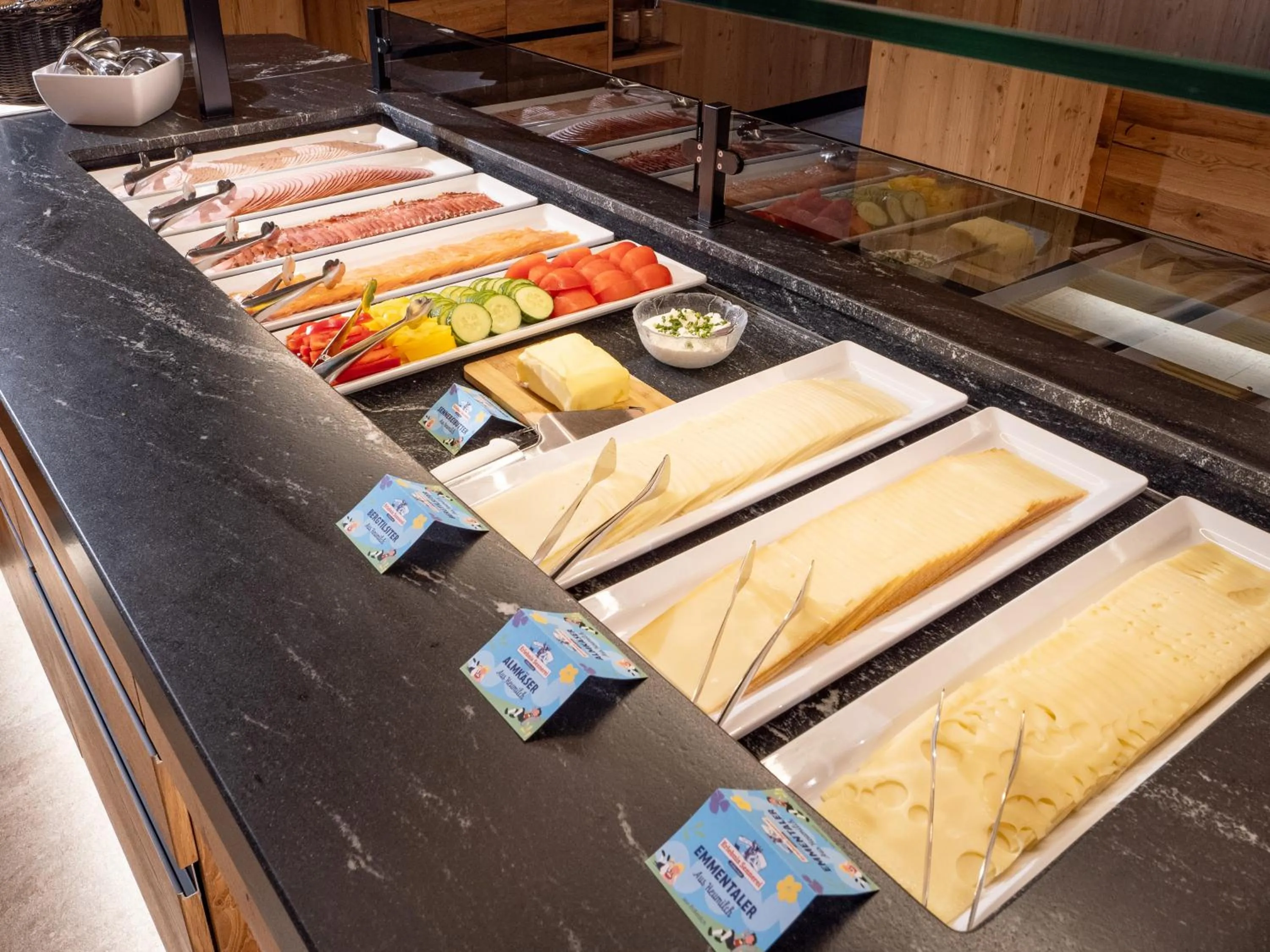 Breakfast in Hotel Alpina