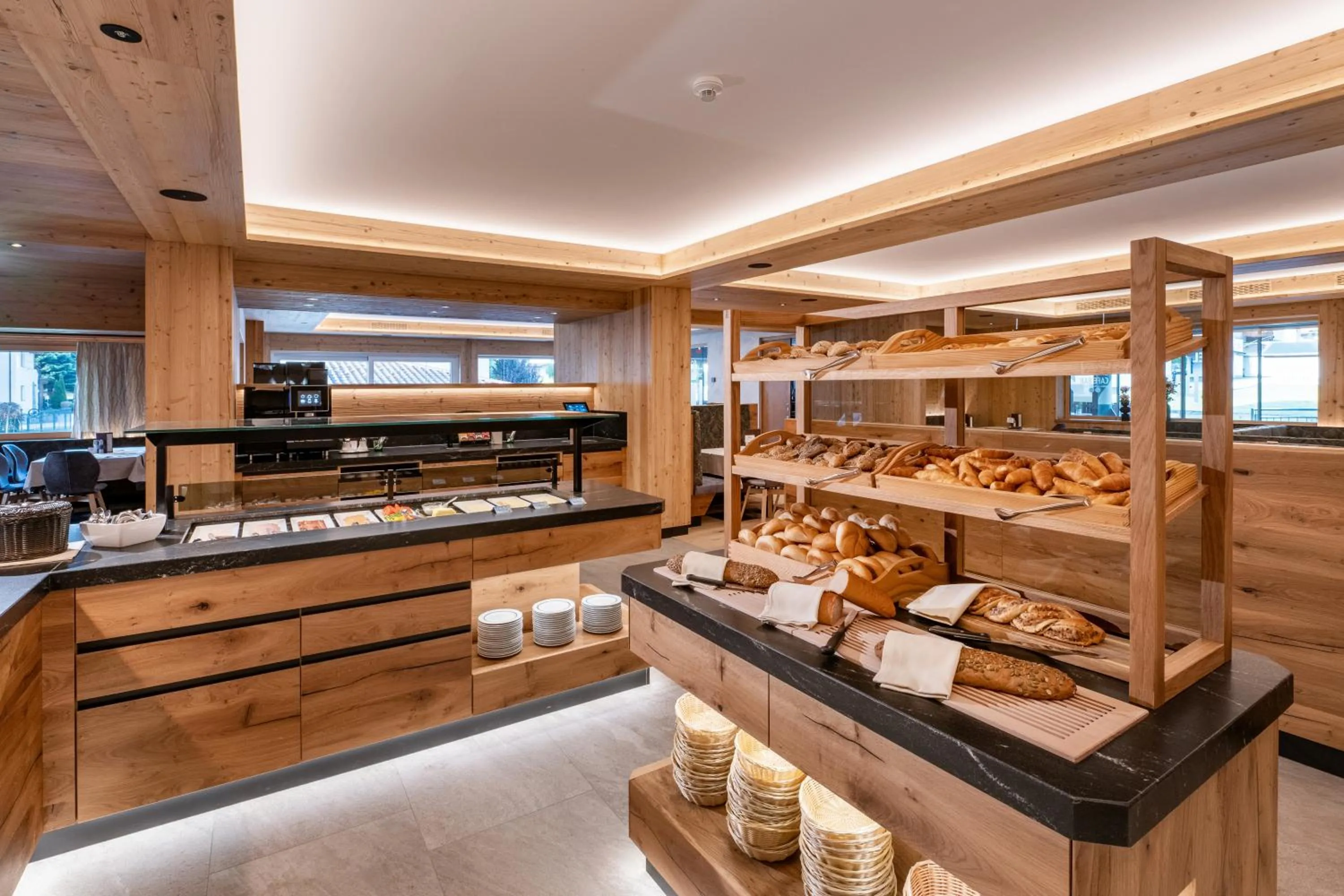 Breakfast in Hotel Alpina