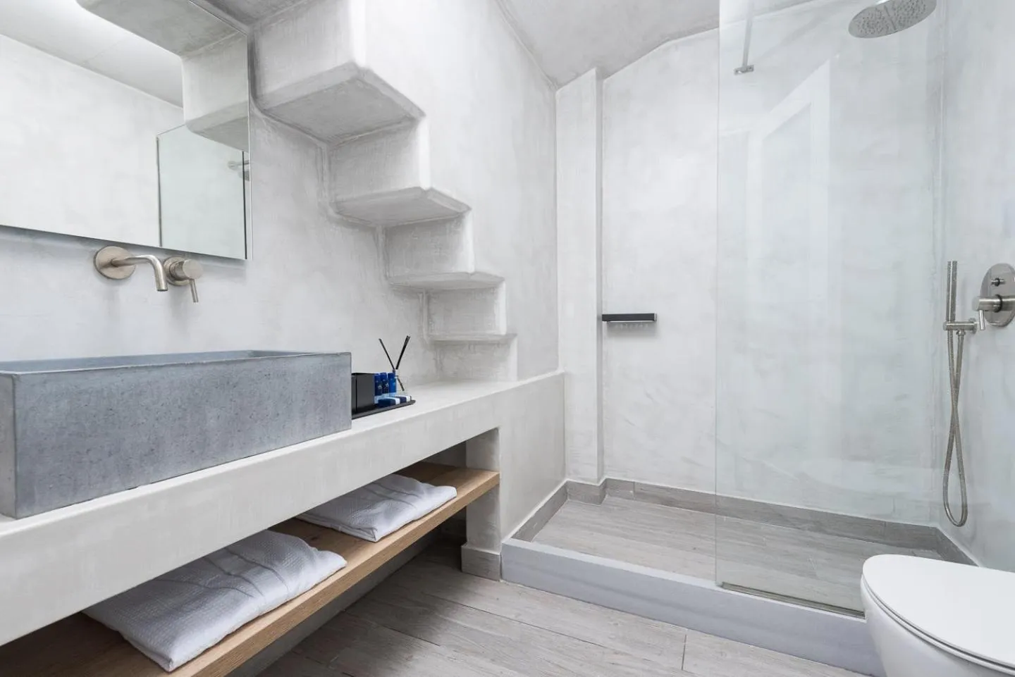 Shower in Karat Suites